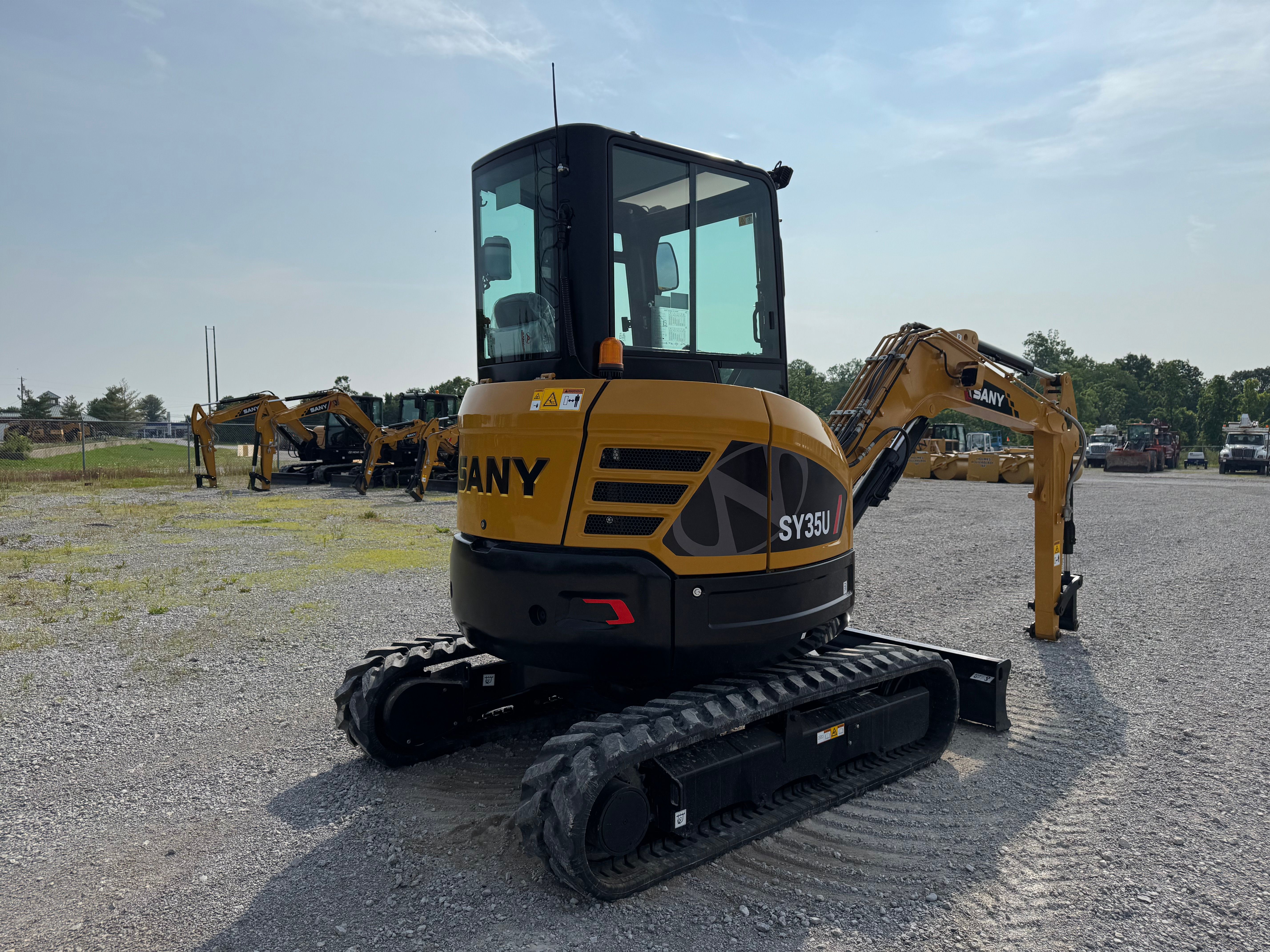 2025 SANY SY35U-CAB Photo 3 Thumbnail