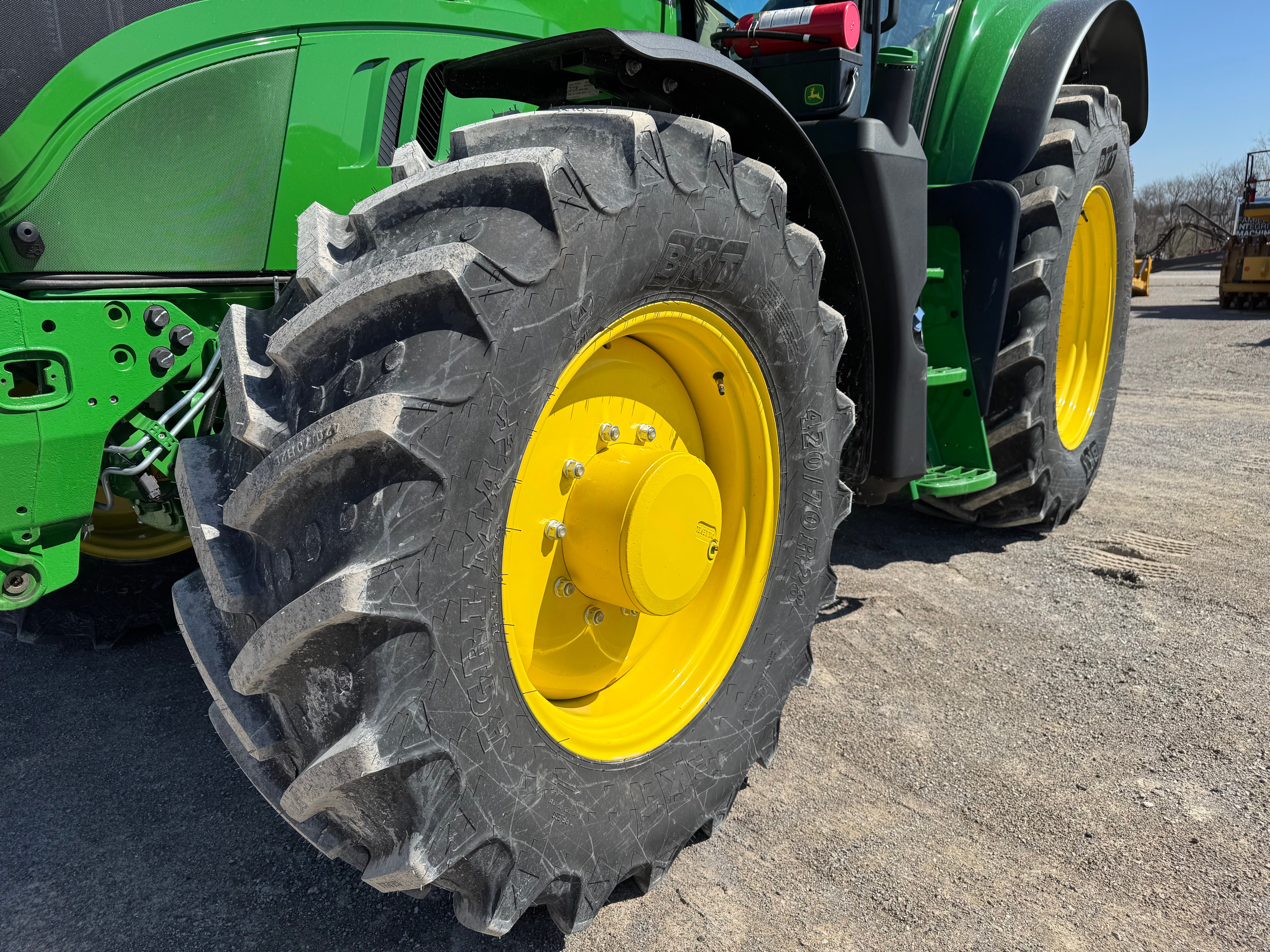 2024 JOHN DEERE 6155M Photo 10 Thumbnail