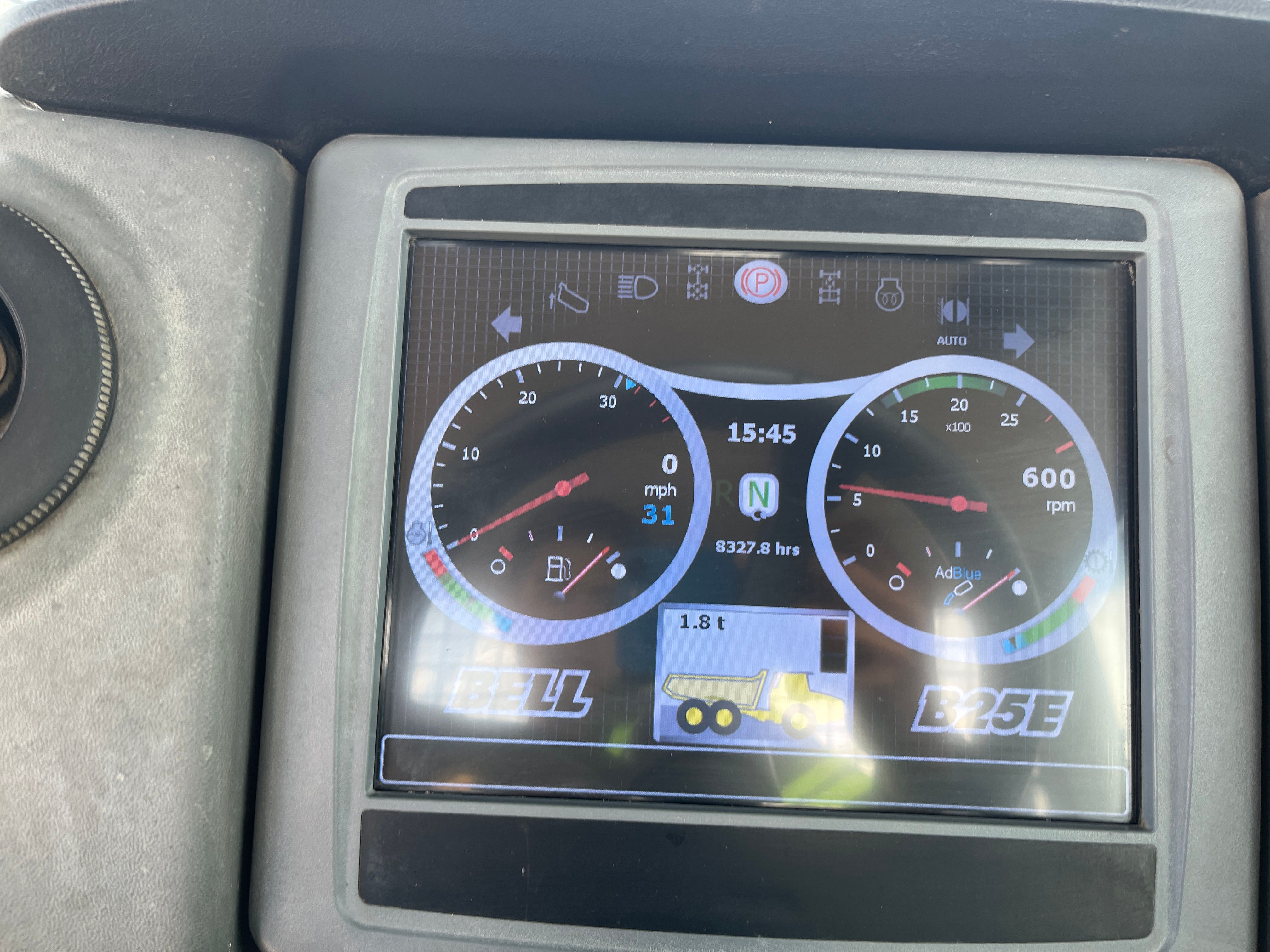 2016 BELL B25E Photo 8 Thumbnail