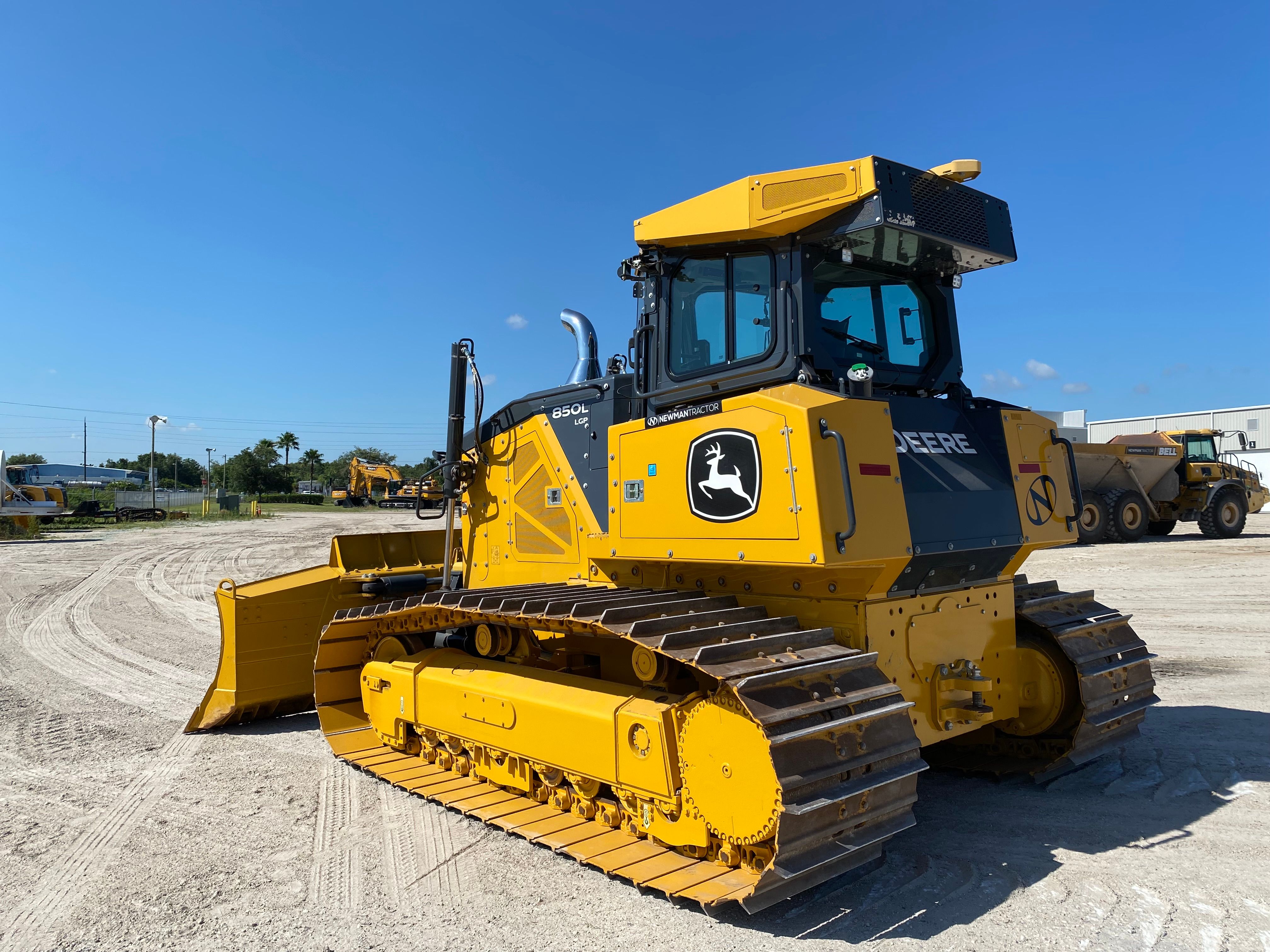 2022 JOHN DEERE 850L LGP Photo 3 Thumbnail