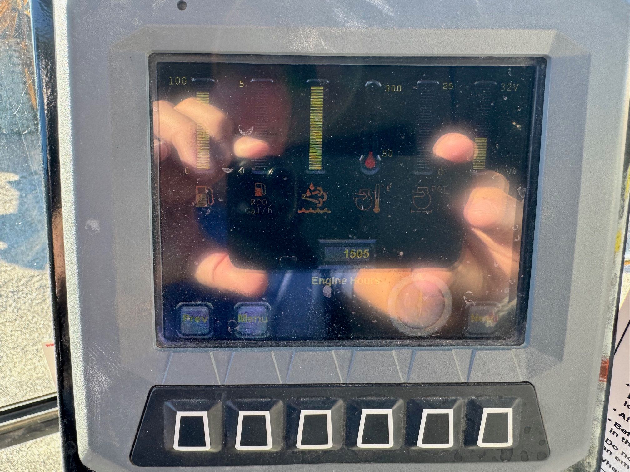 2023 MOROOKA MST 2200VDR Photo 10 Thumbnail