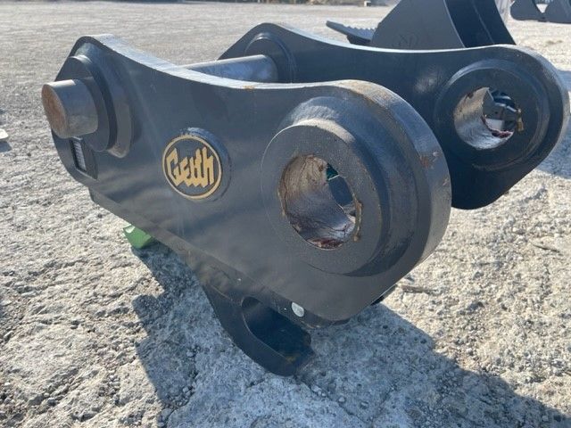 HYDRAULIC QUICK COUPLER FOR SY365C Photo 4 Thumbnail