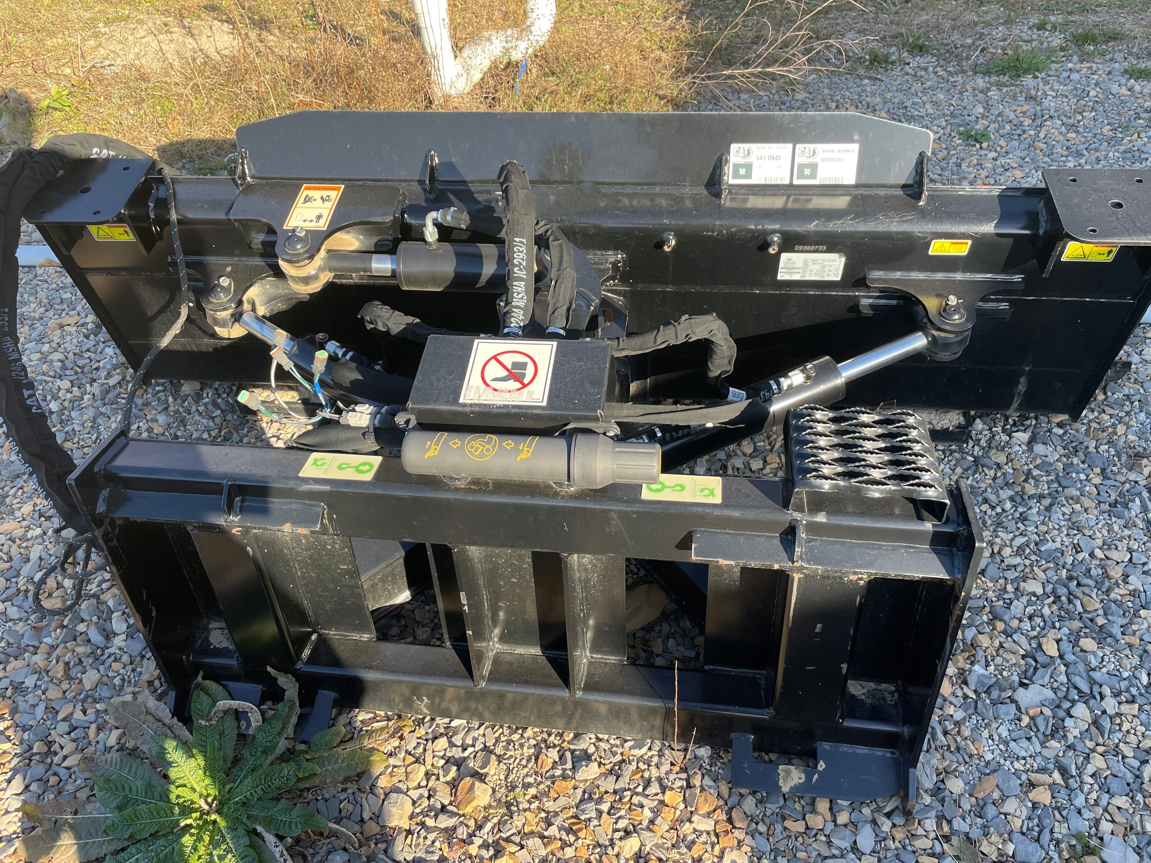 6 WAY BLADE FOR SKID STEER Photo 1 Thumbnail