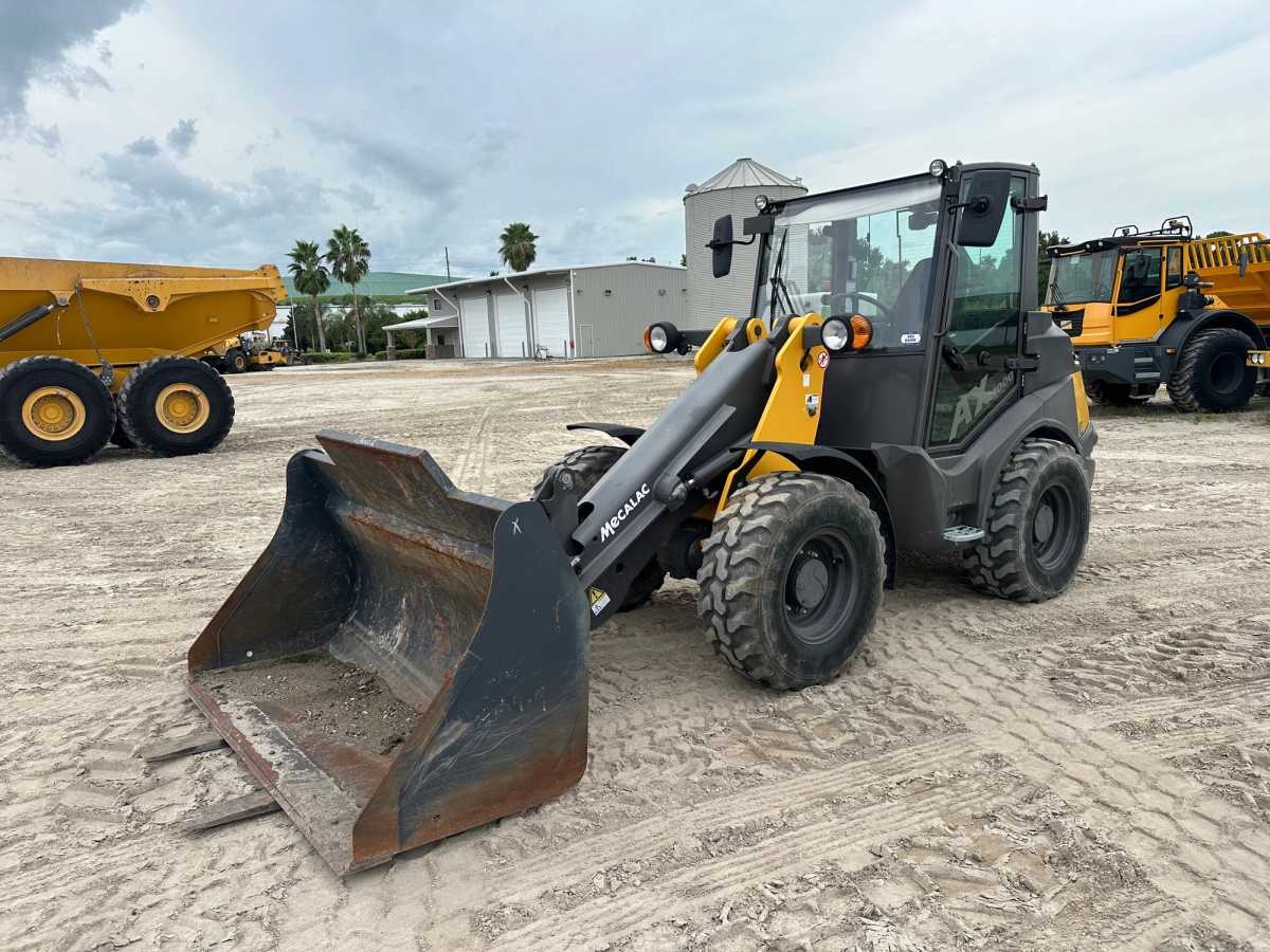 2024 MECALAC AX1000 Photo 1