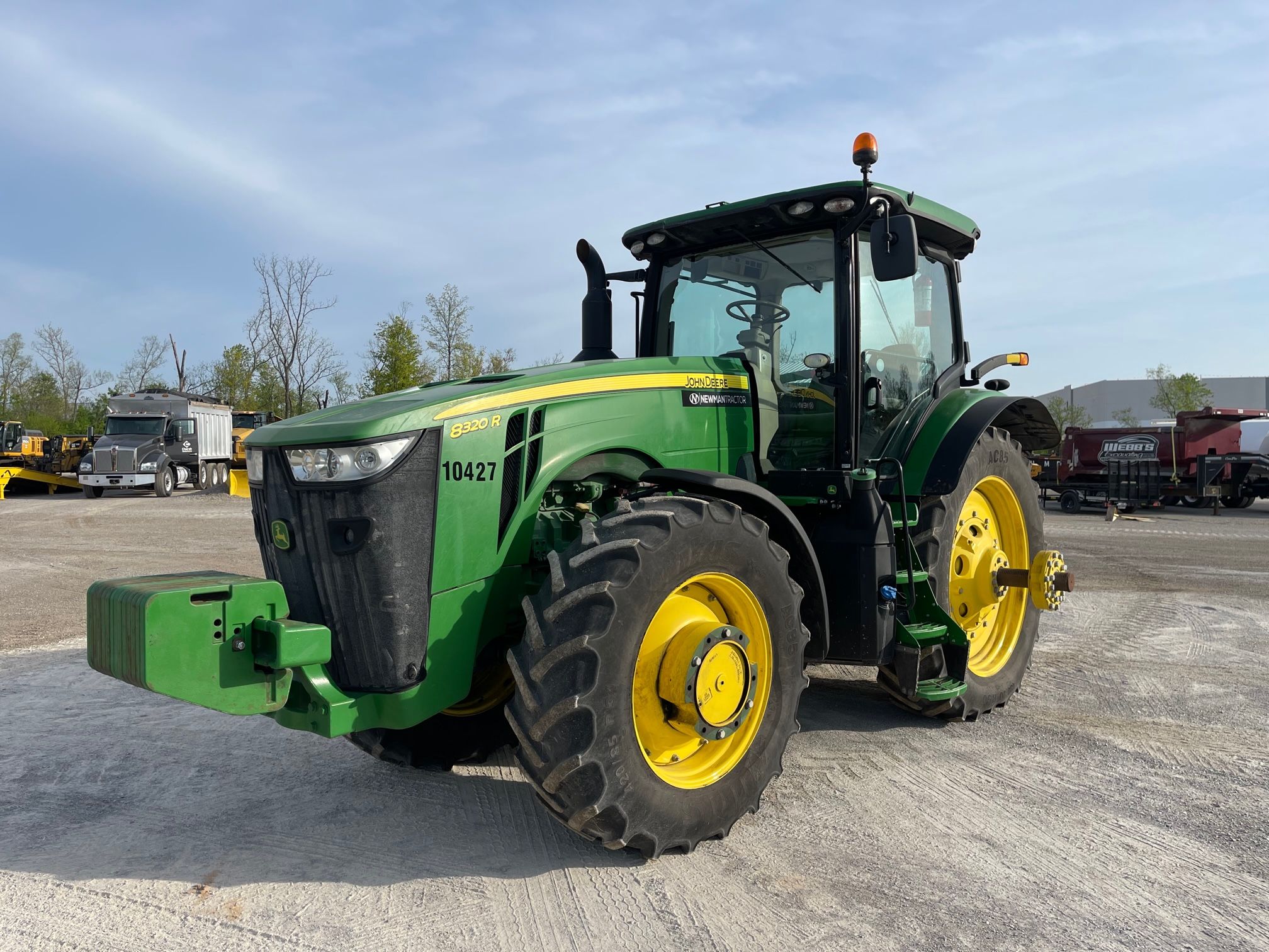 2019 JOHN DEERE 8320R Photo 1 Thumbnail