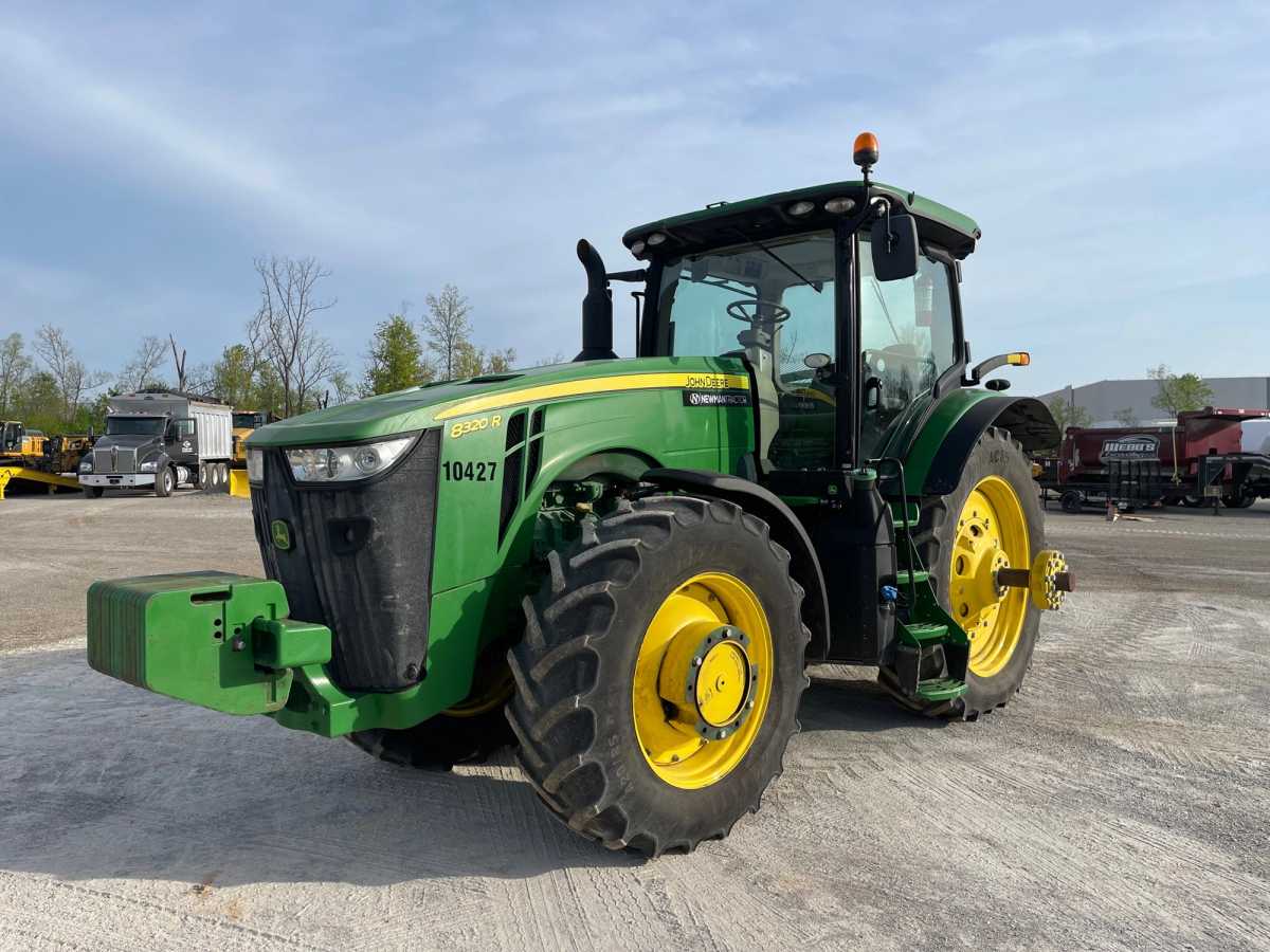 2019 JOHN DEERE 8320R Photo 1