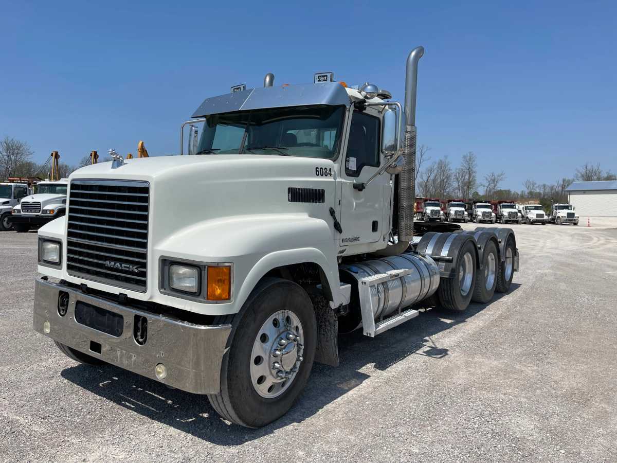 2016 MACK CHU613 Photo 1