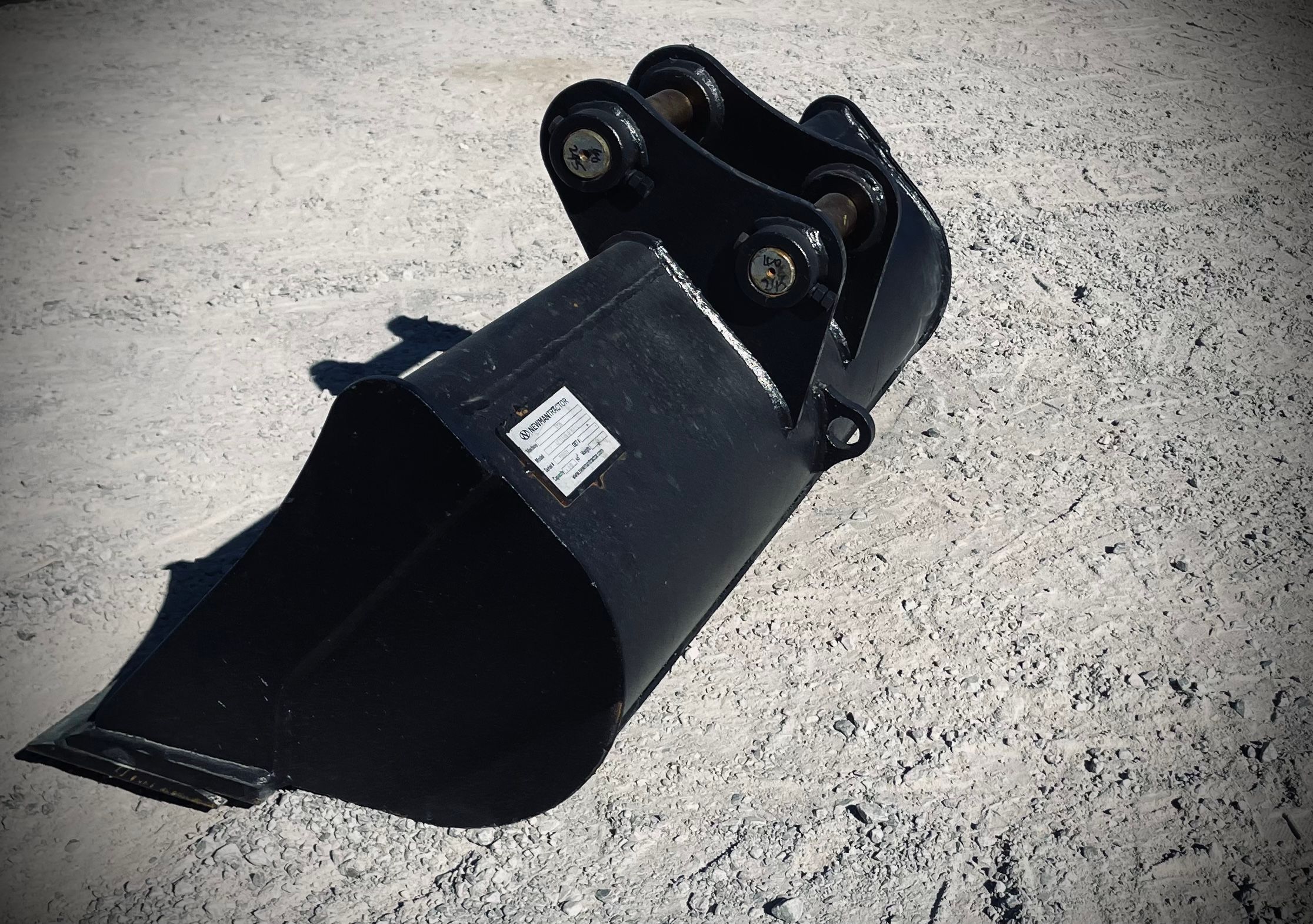 42" EXCAVATOR DITCH CLEANING BUCKET 40MM PIN Photo 4 Thumbnail