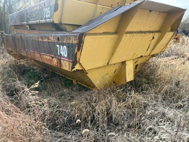 2005 CAT 740 OFFROAD TRUCK BED Photo 2 Thumbnail