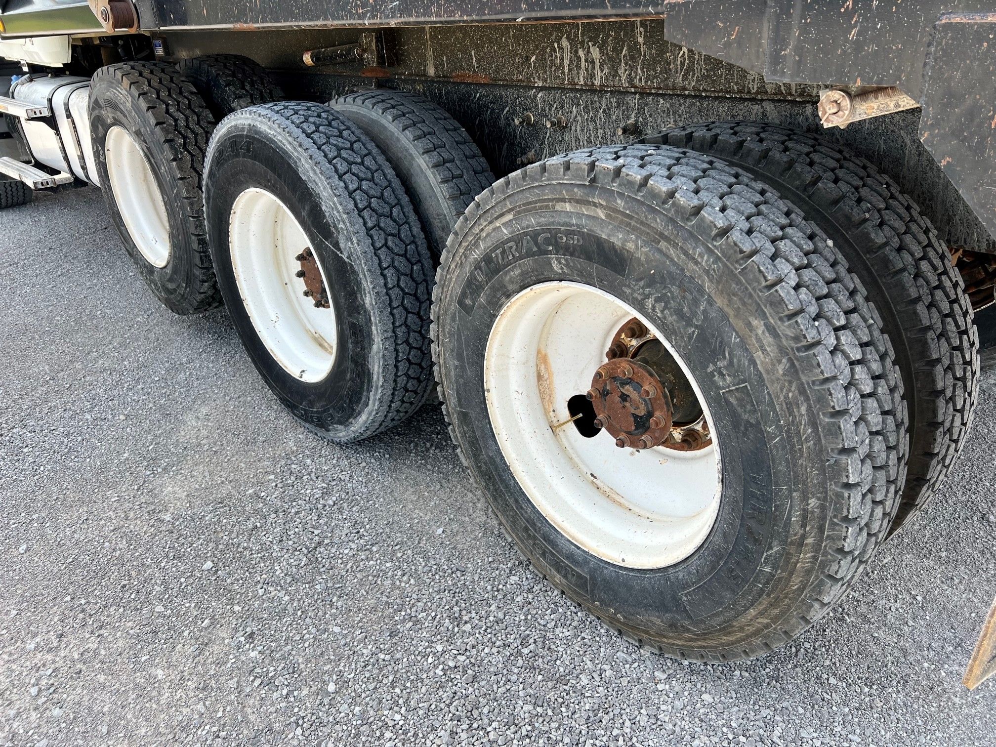 2015 MACK GU713 Photo 9 Thumbnail