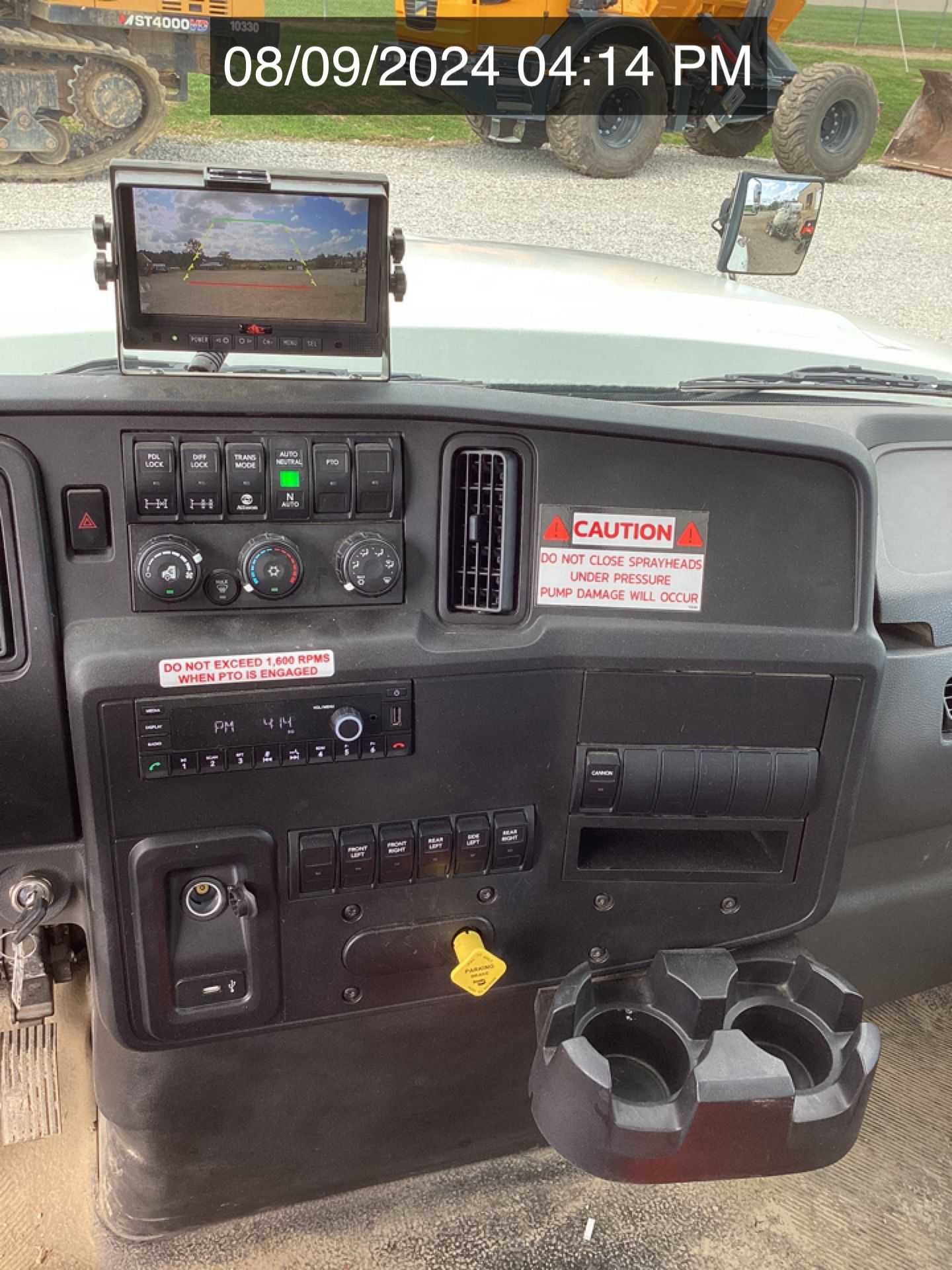 2024 INTERNATIONAL HV607 Photo 14 Thumbnail