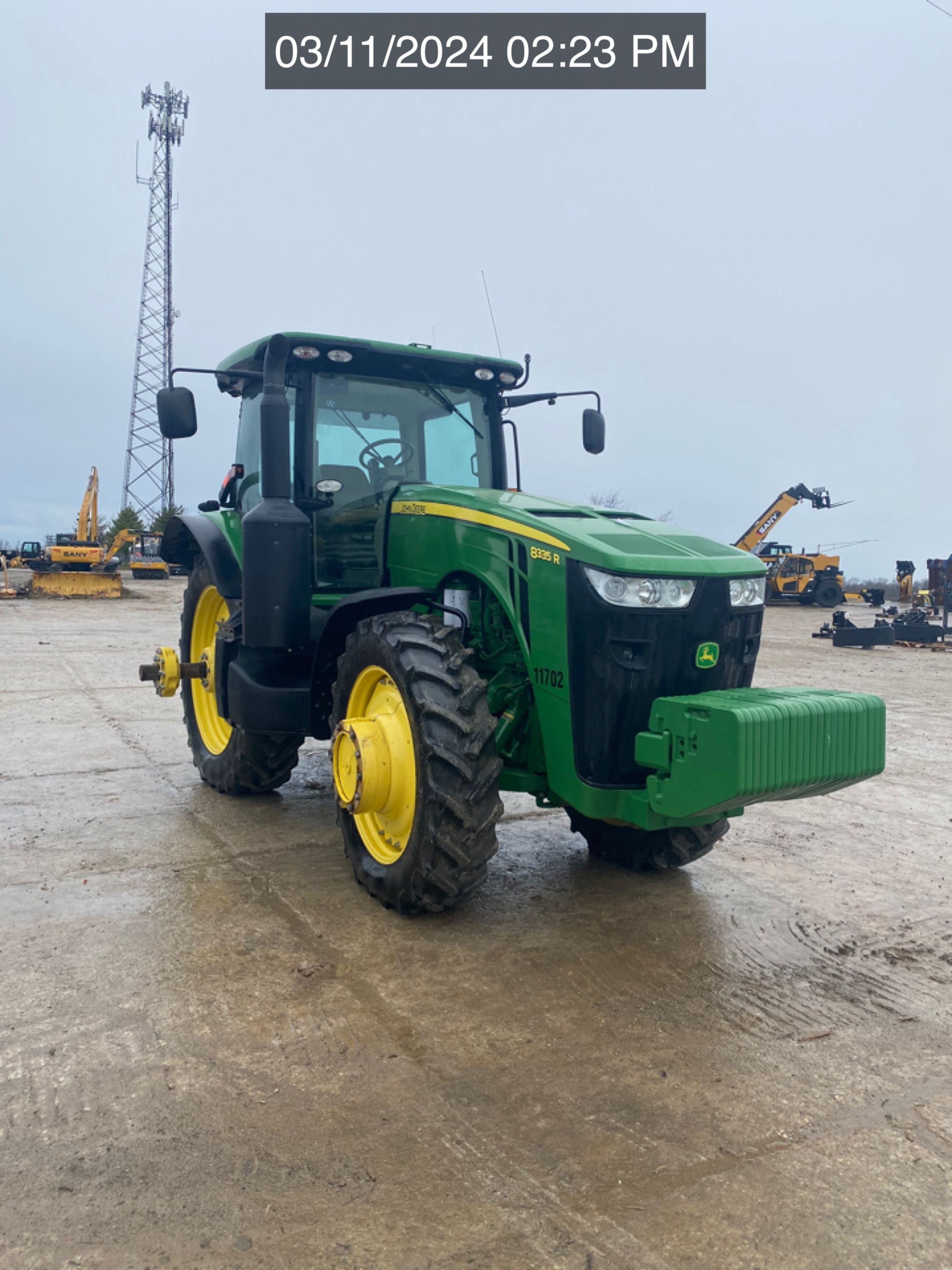 2012 JOHN DEERE 8335R Photo 5 Thumbnail