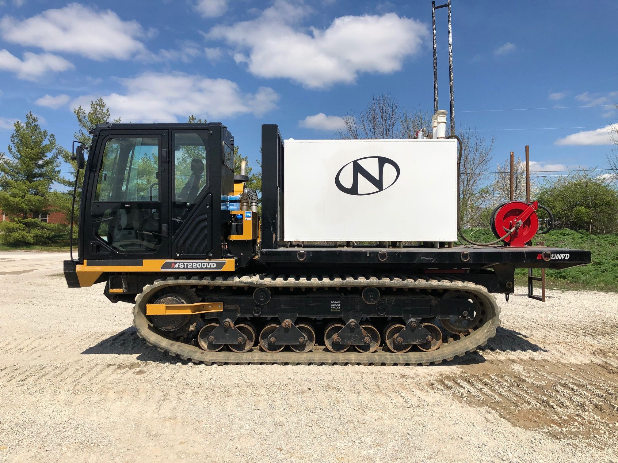 2018 MOROOKA MST 2200VD Photo 2 Thumbnail