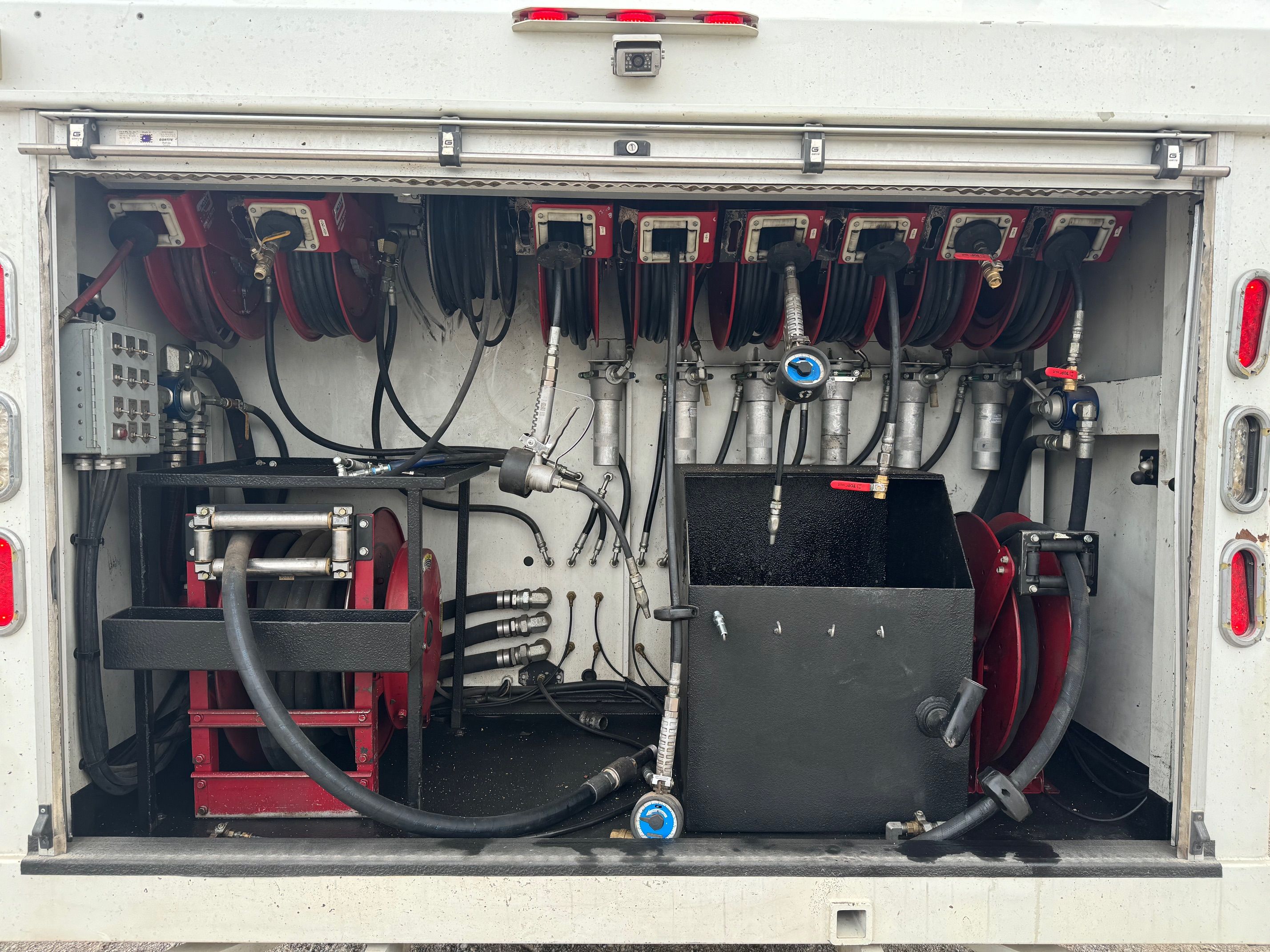 2015 INTERNATIONAL 4400 FUEL AND LUBE Photo 7 Thumbnail