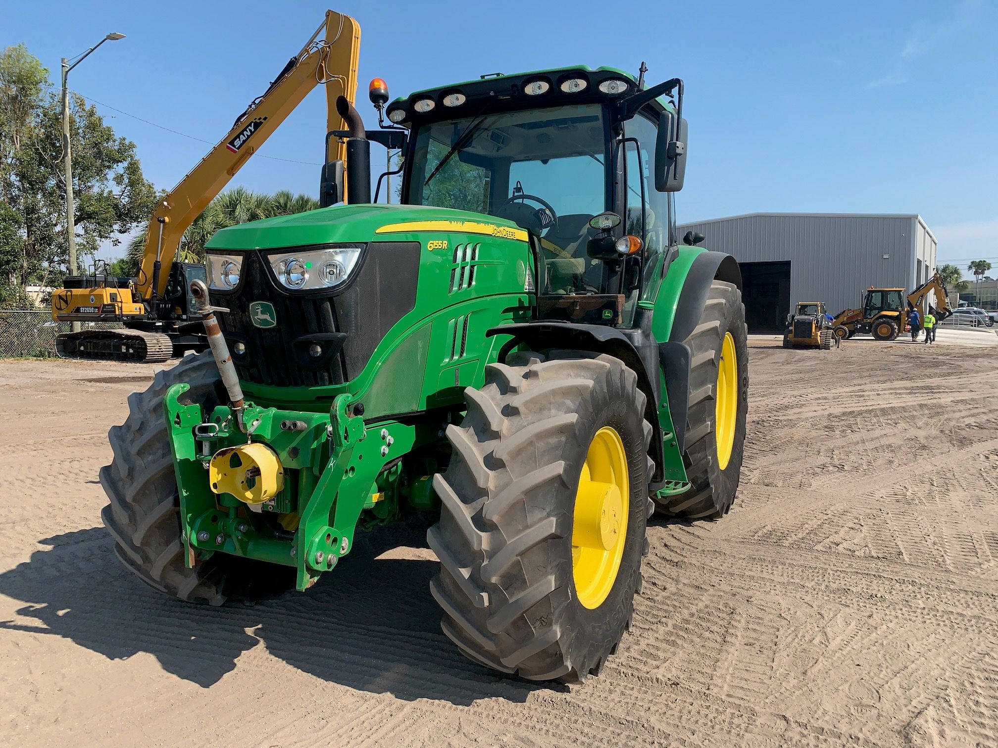 2019 JOHN DEERE 6155R Photo 1 Thumbnail