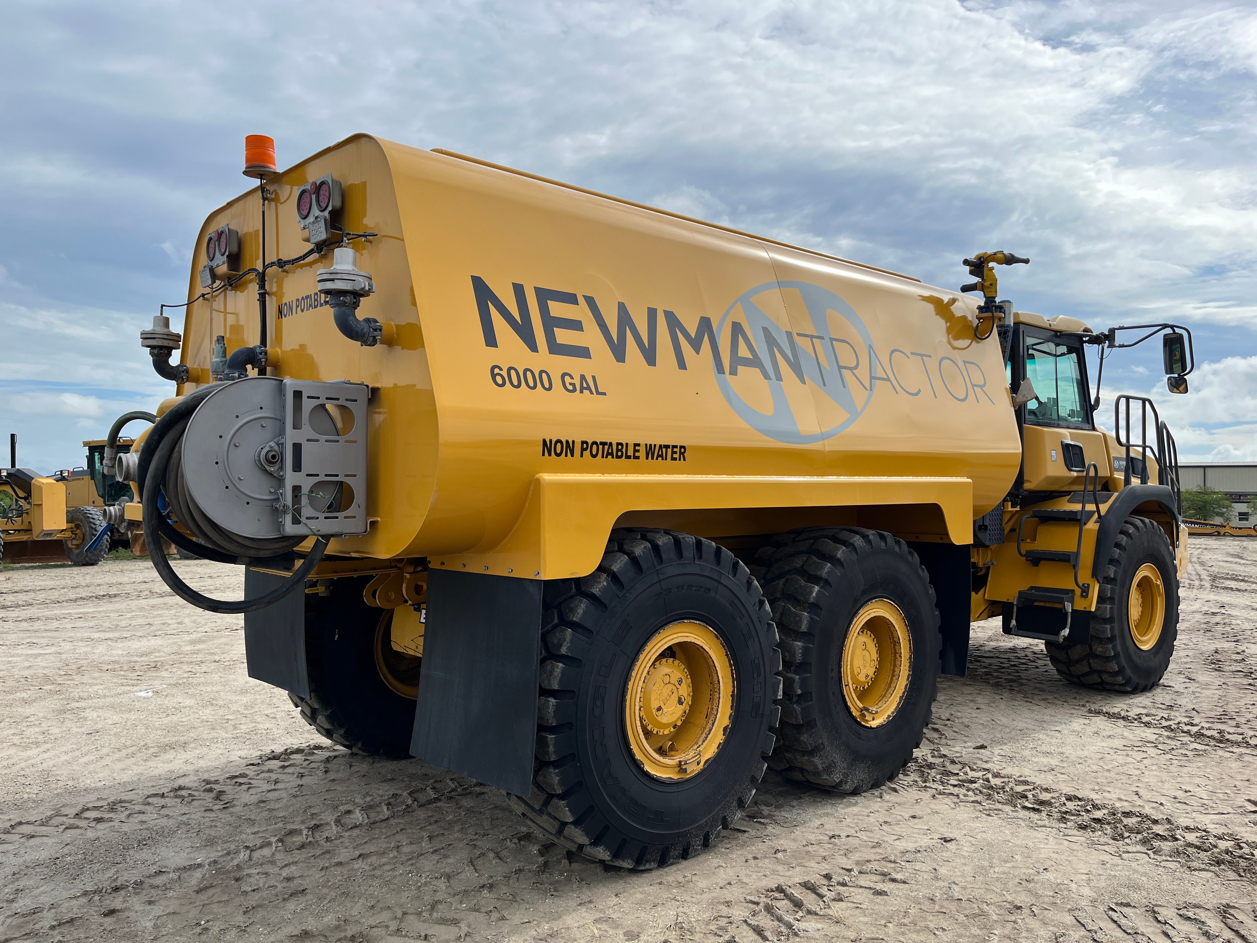 2020 BELL B30E Photo 4 Thumbnail