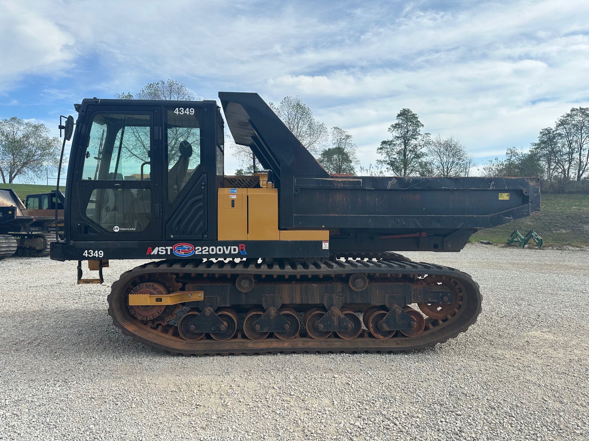 2022 MOROOKA MST 2200VDR Photo 2 Thumbnail