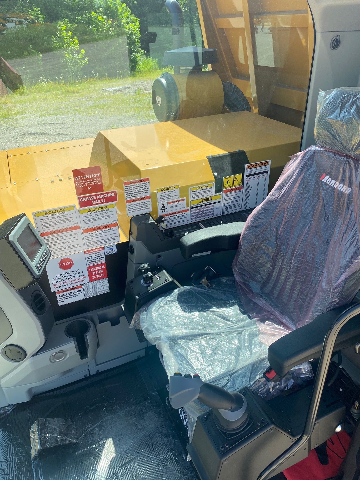 2022 MOROOKA MST 2200VD Photo 12 Thumbnail