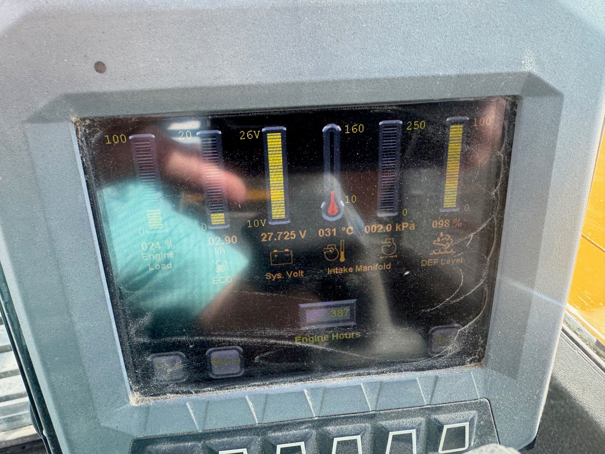 2020 MOROOKA MST 1000VD Photo 8 Thumbnail