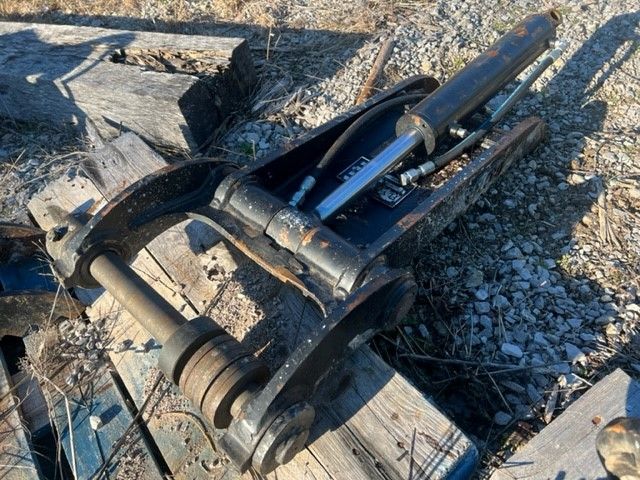 MAIN PIN THUMB TO FIT SY50U WITH QC Photo 4 Thumbnail