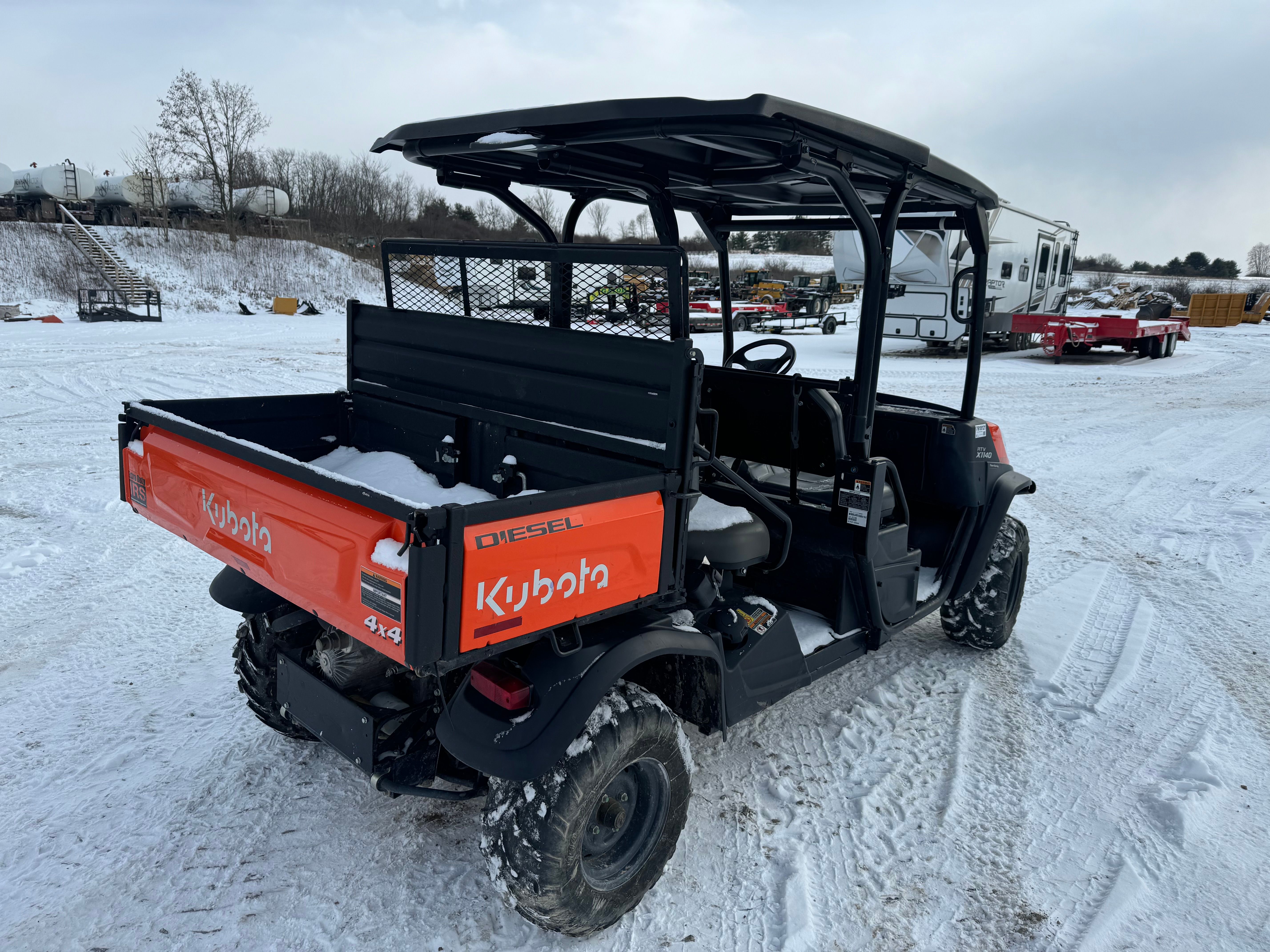 2023 KUBOTA RTV-X1140 Photo 3 Thumbnail