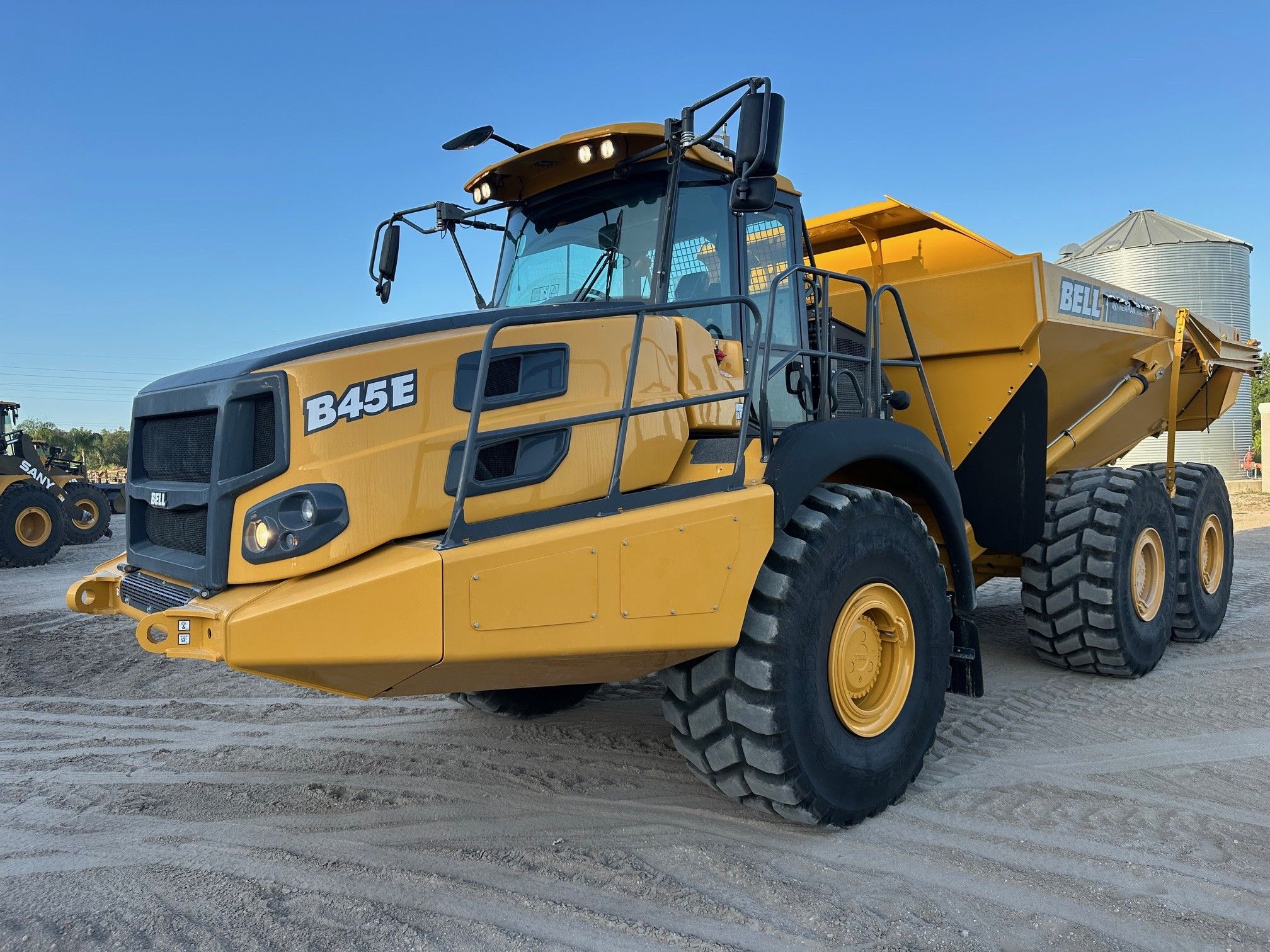 2025 BELL B45E Photo 1 Thumbnail