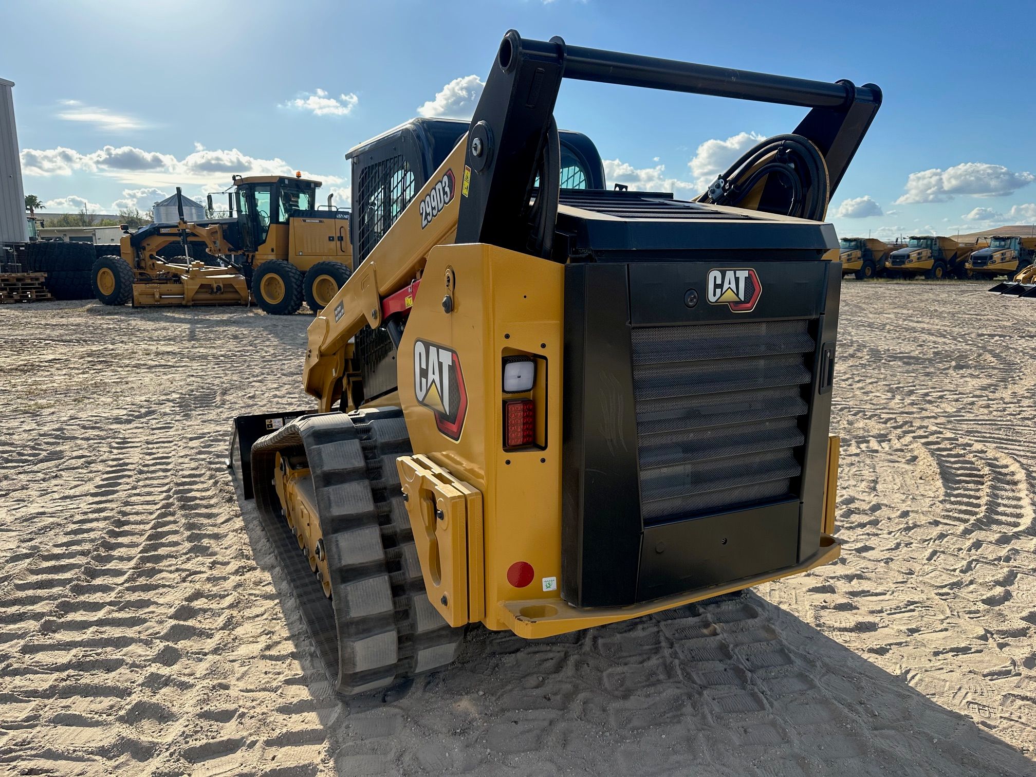 2024 CAT 299D3 Photo 3 Thumbnail