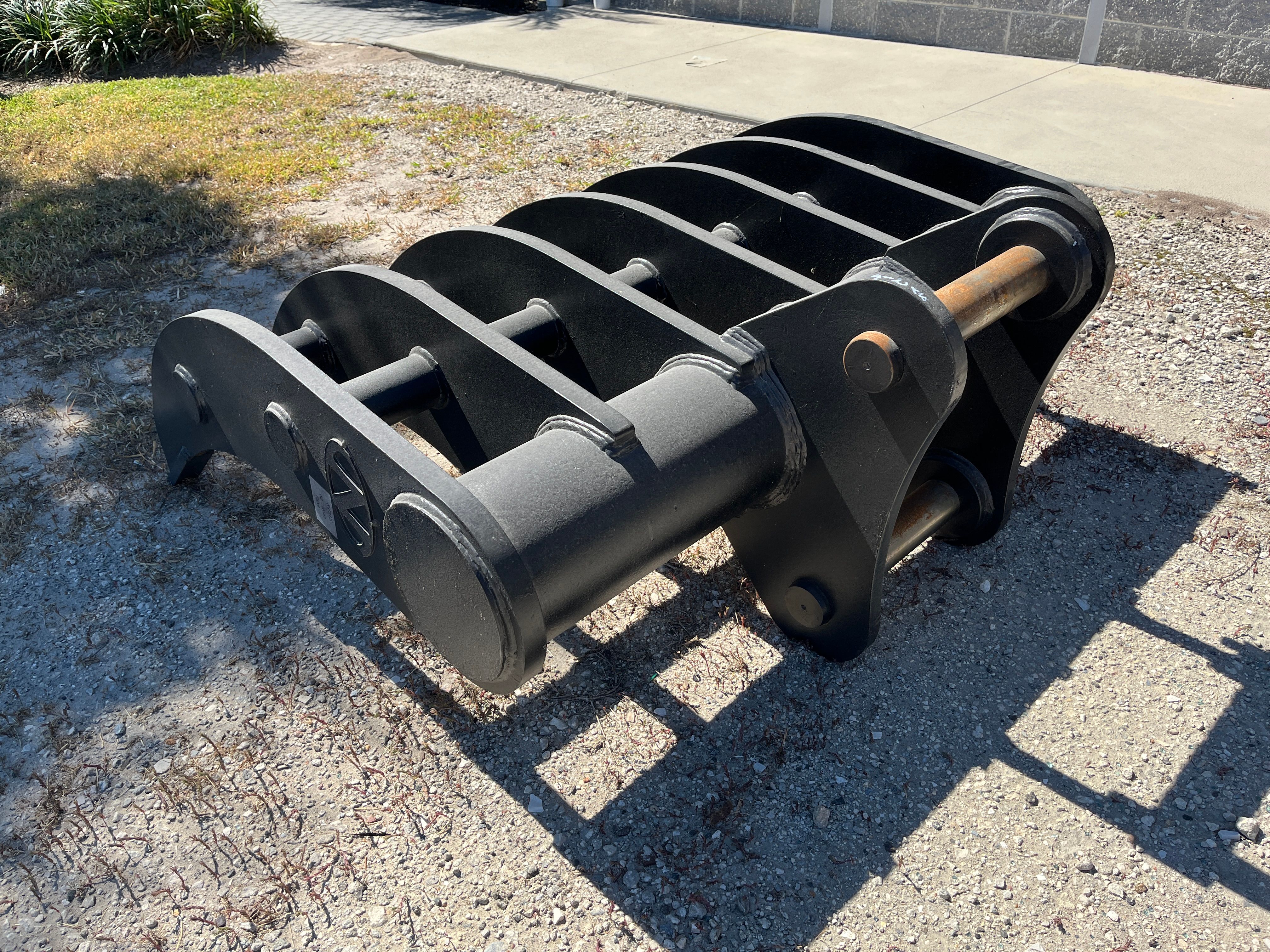 60" ROOT RAKE FOR SY215C Photo 4 Thumbnail