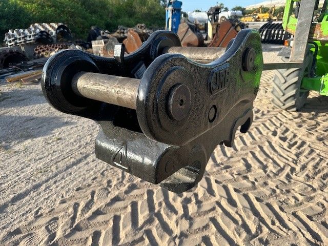 POWER LATCH HYDRAULIC QUICK COUPLER FOR SY365C Photo 1 Thumbnail