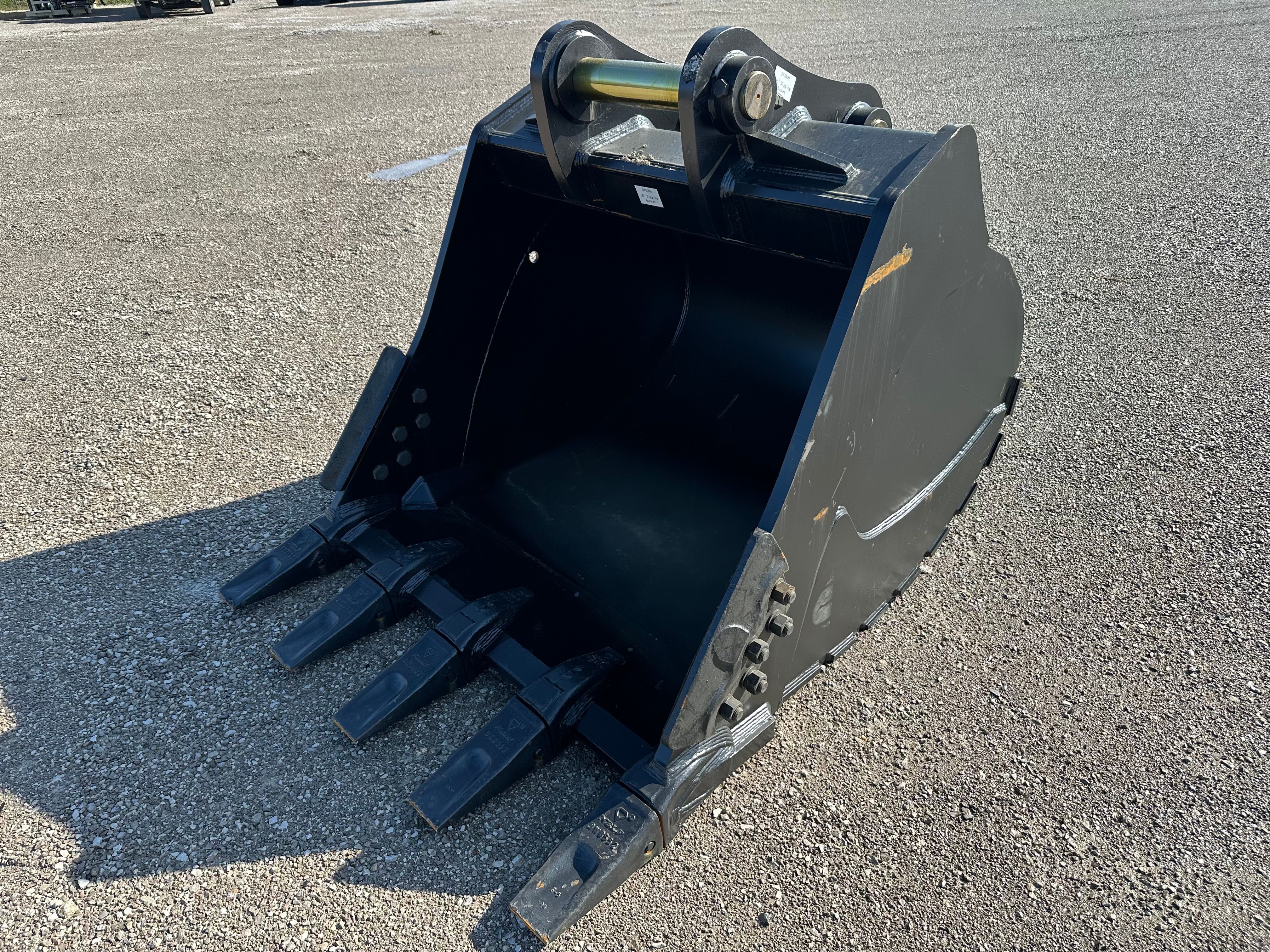 66" BUCKET FOR SY500H Photo 2 Thumbnail