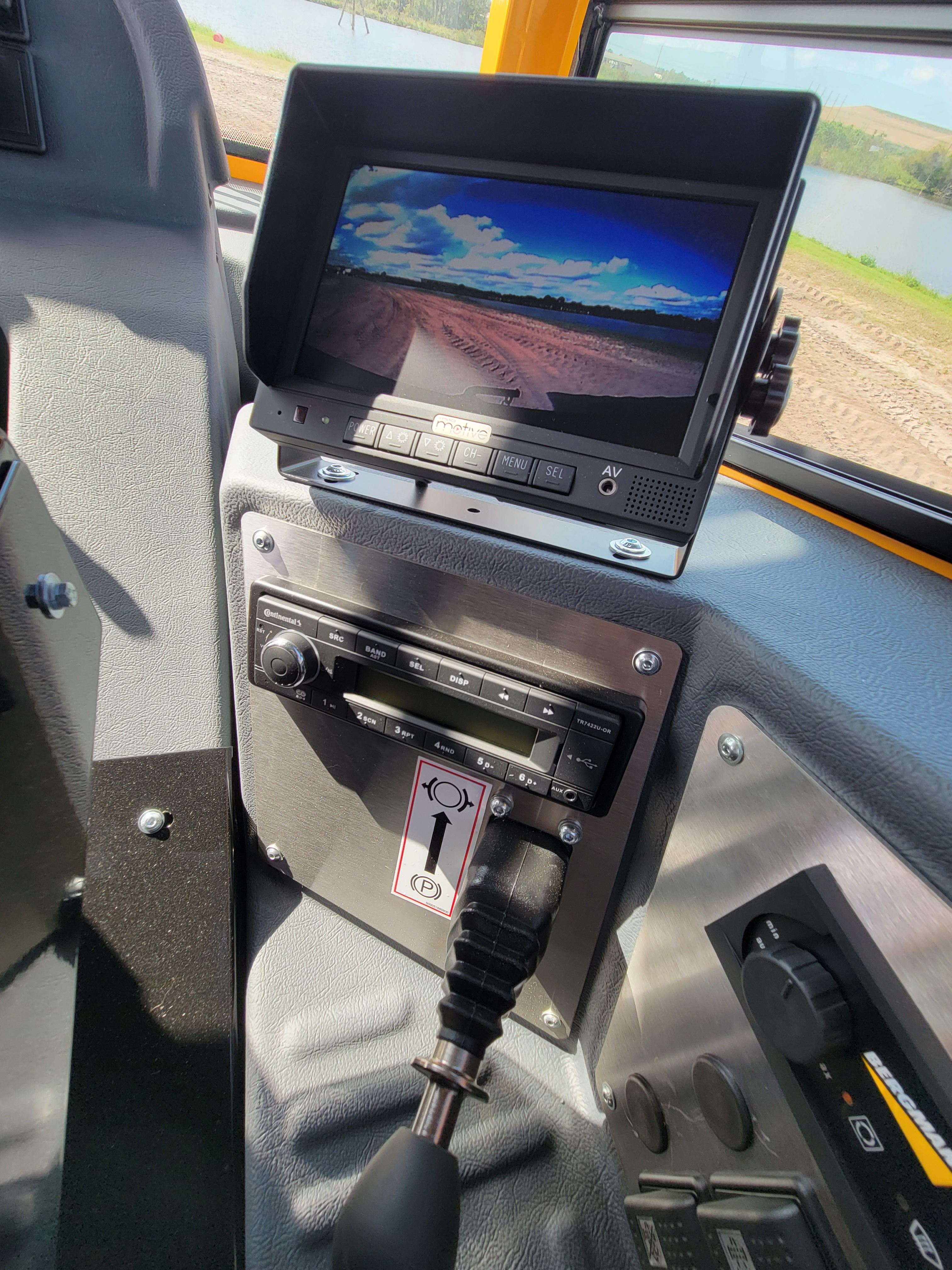 2022 BERGMANN C815S-R Photo 9 Thumbnail