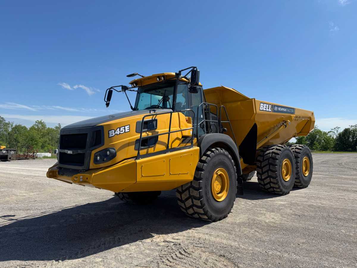 2025 BELL B45E Photo 1