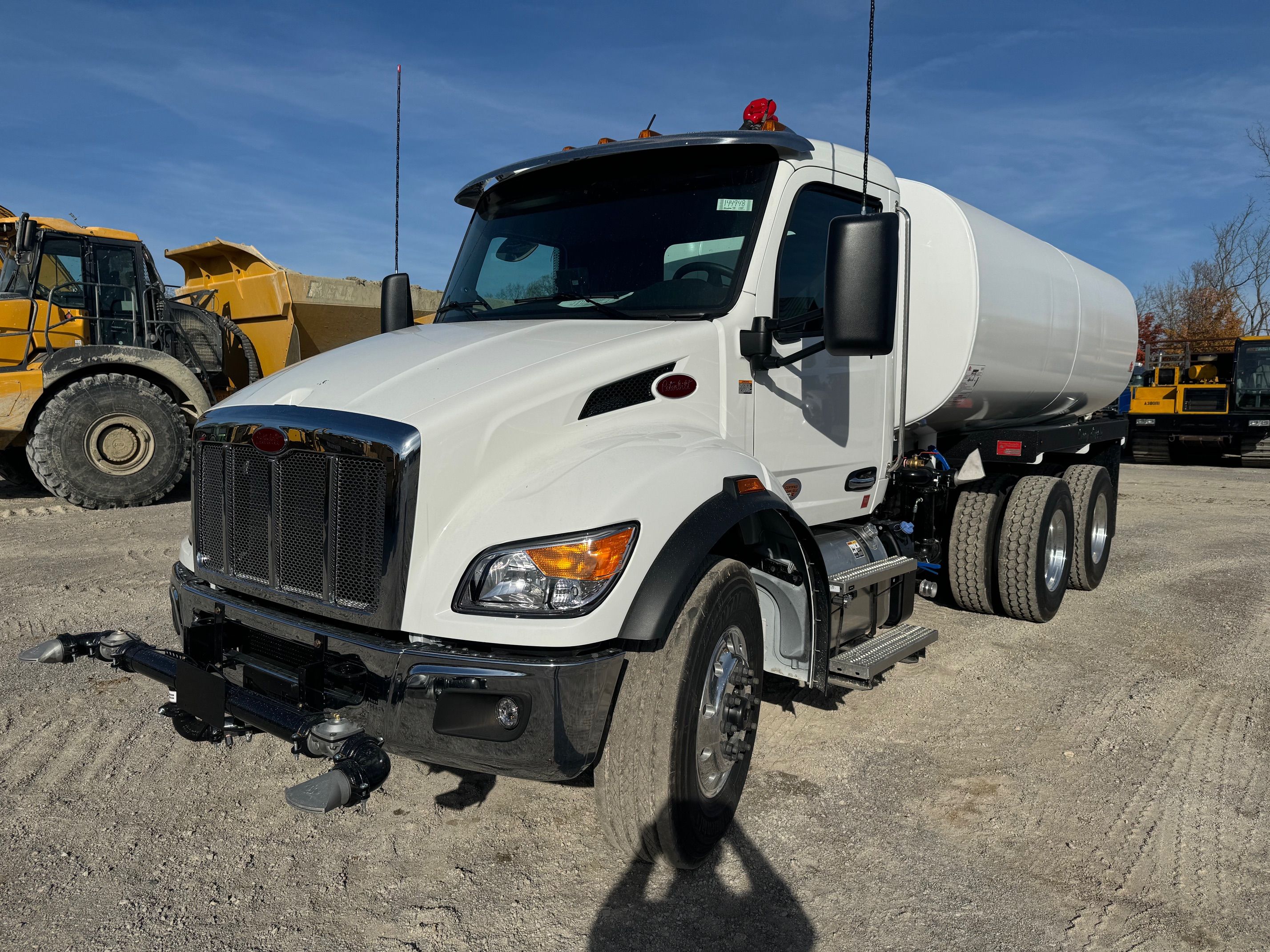 2025 PETERBILT 548 WATER Photo 1 Thumbnail