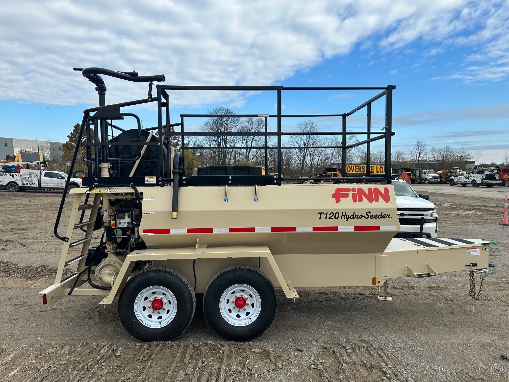 FINN T120T TRAILER MOUNTED HYDRO SEEDER Photo 5 Thumbnail