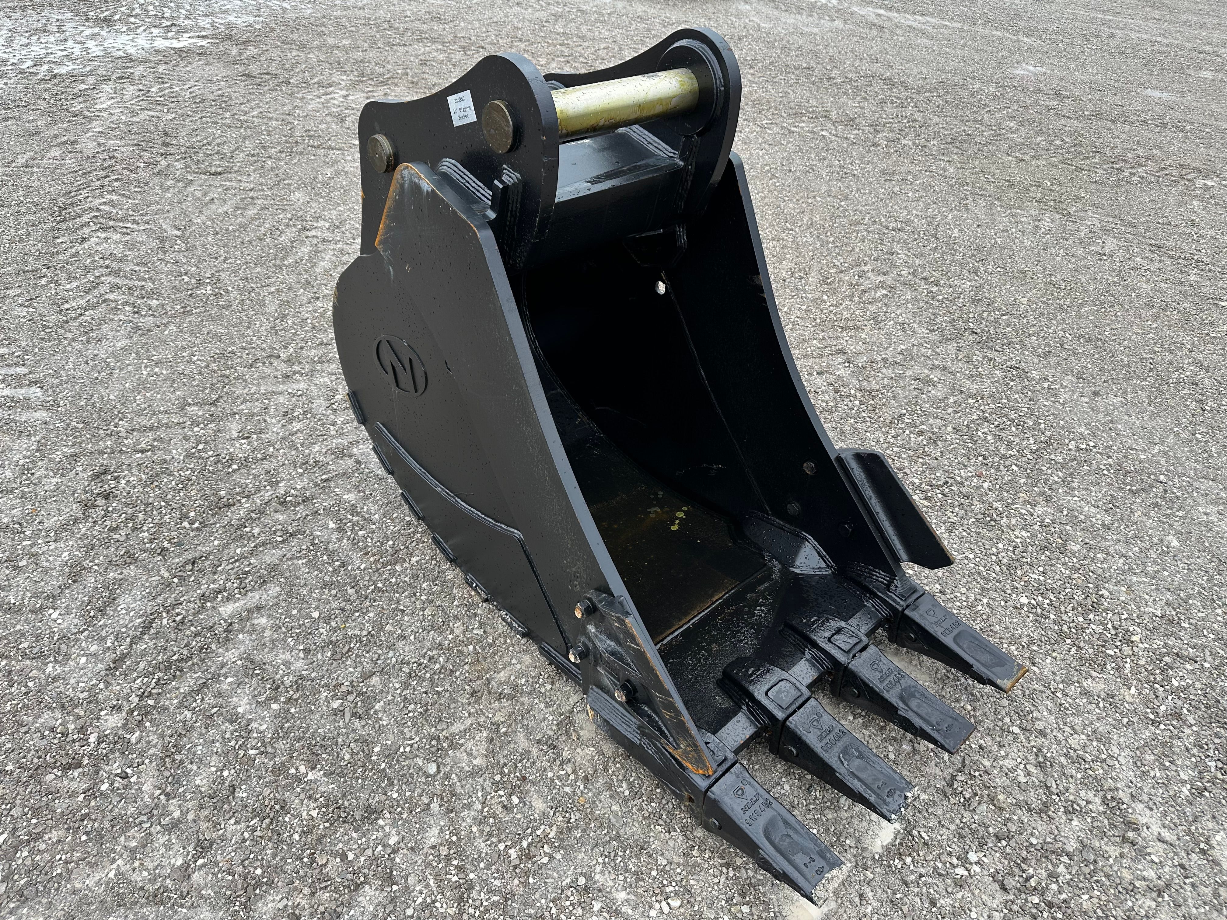 36" BUCKET FOR SY385C Photo 3 Thumbnail