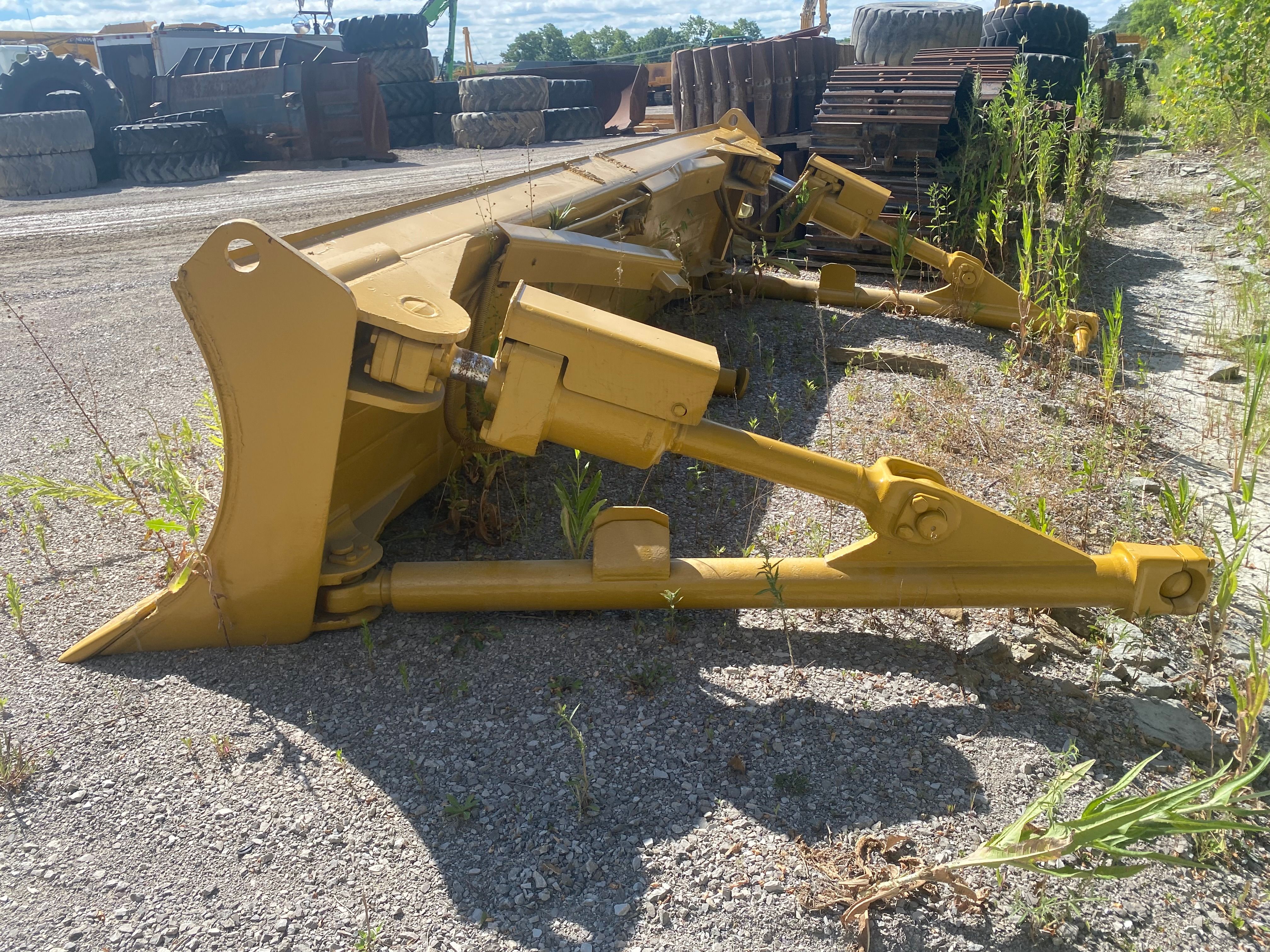 BLADE (ANGLE) FOR CAT D8T Photo 2 Thumbnail