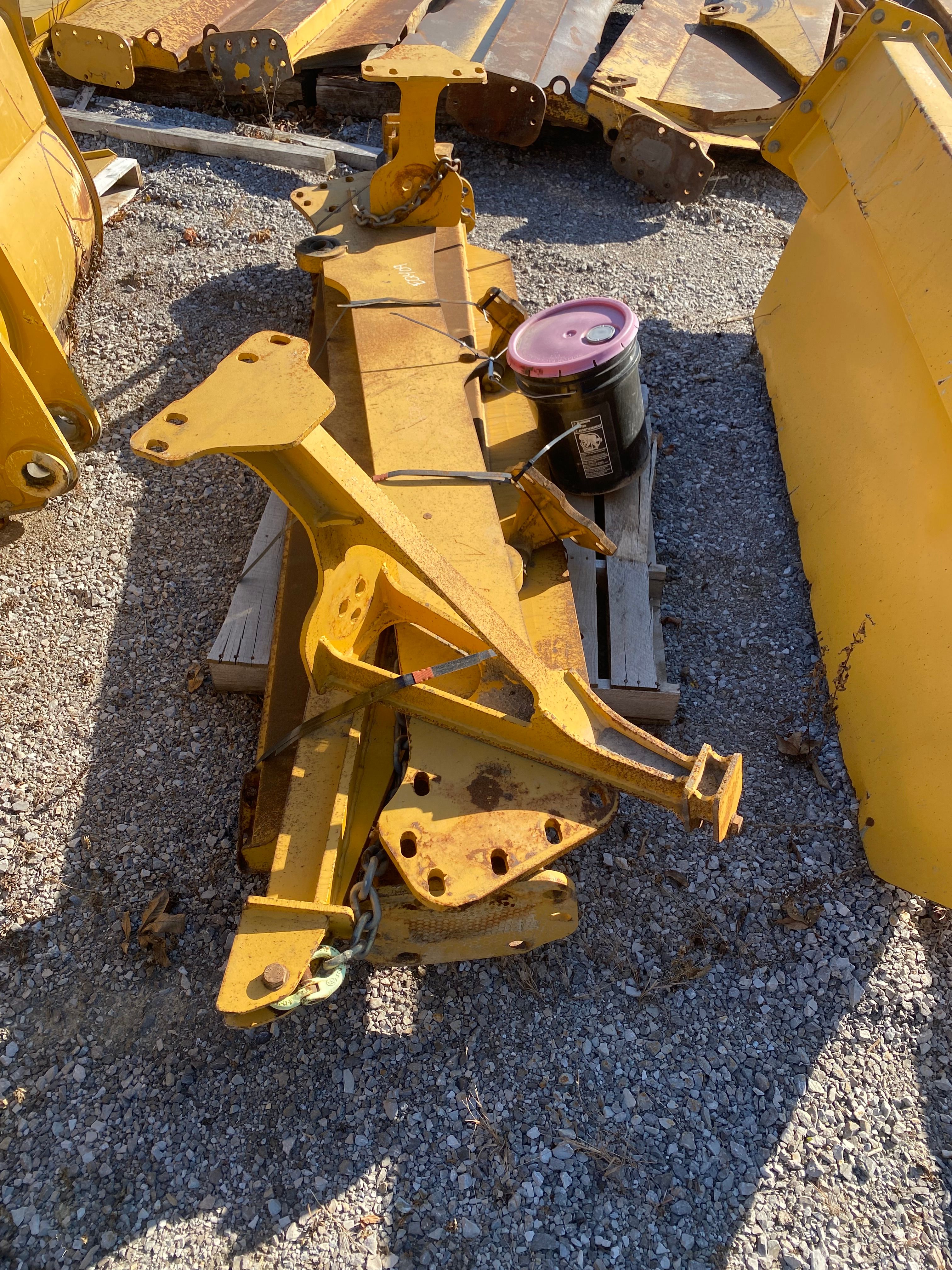 TAILGATE FOR B25E Photo 2 Thumbnail