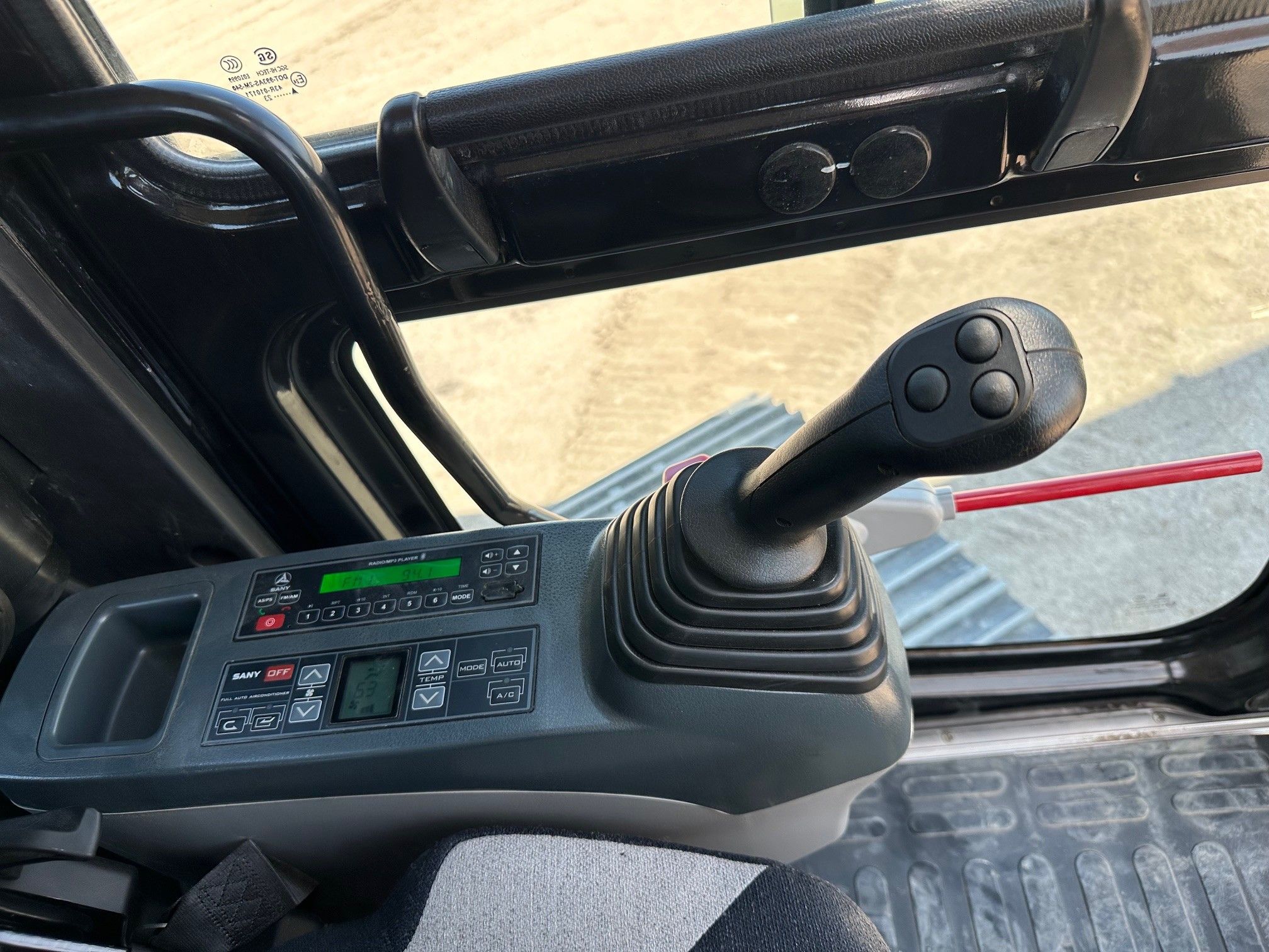 2025 SANY SY265C LR Photo 8 Thumbnail