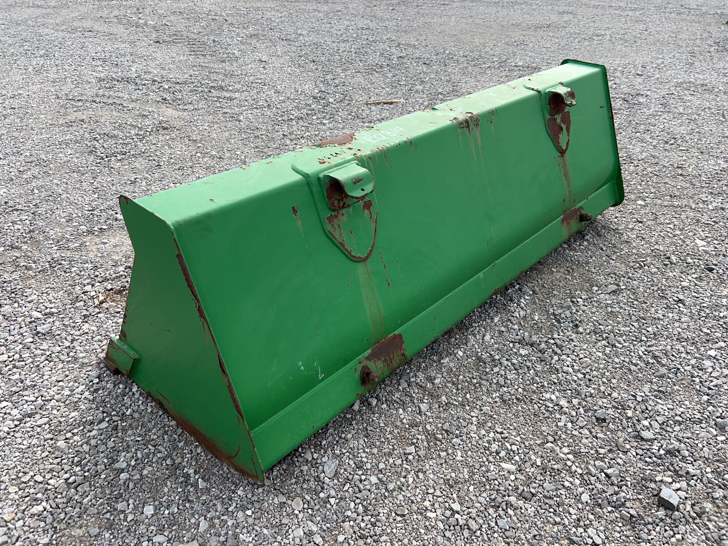 Equipment Photo - EQ814