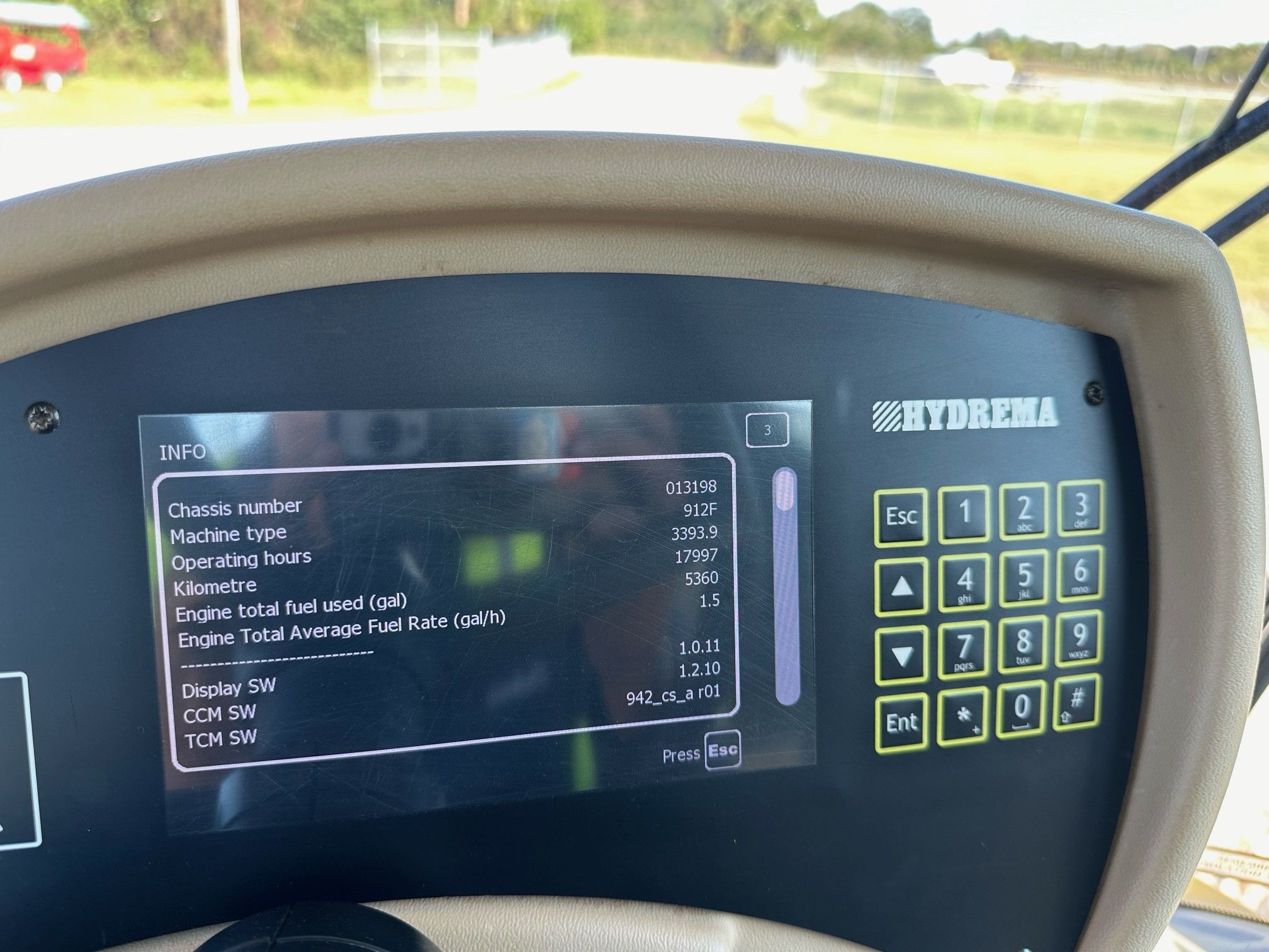 2018 HYDREMA 912HM Photo 11 Thumbnail