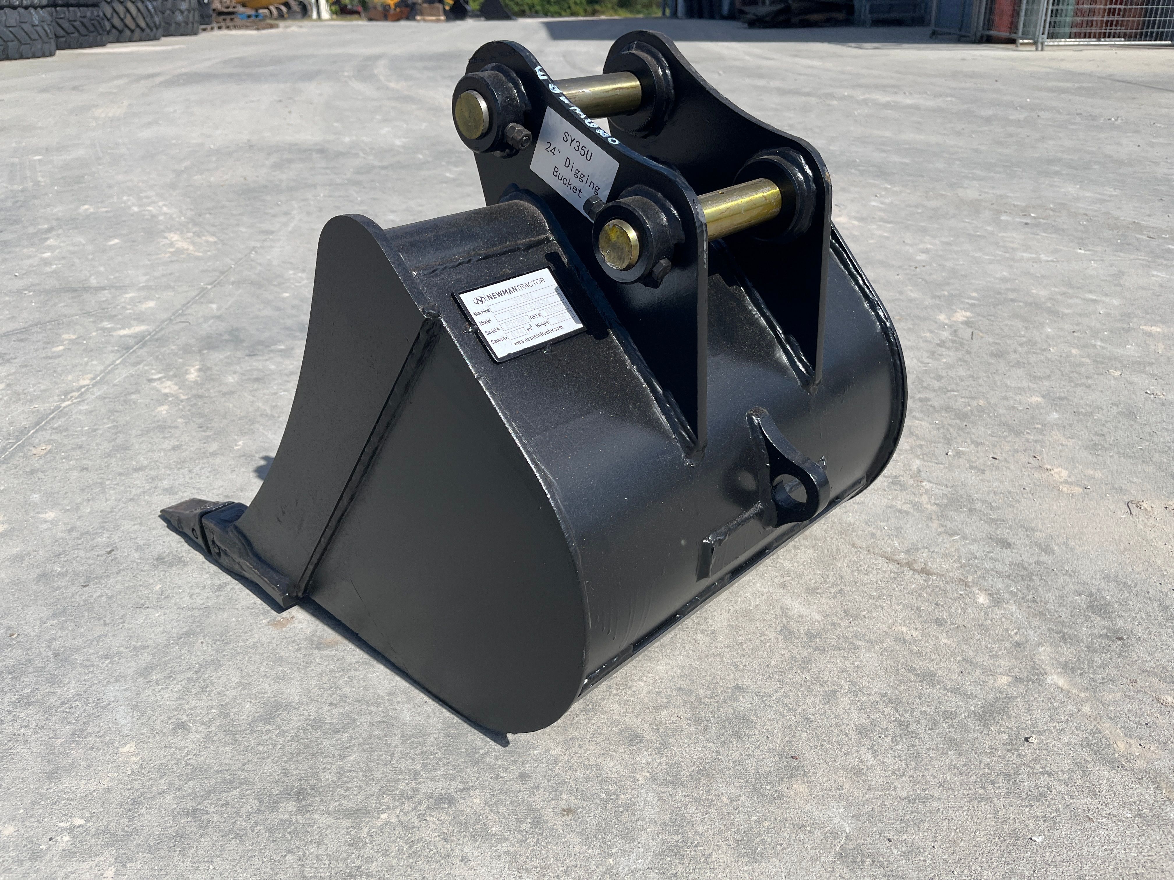 24" BUCKET FOR SY35U Photo 2 Thumbnail