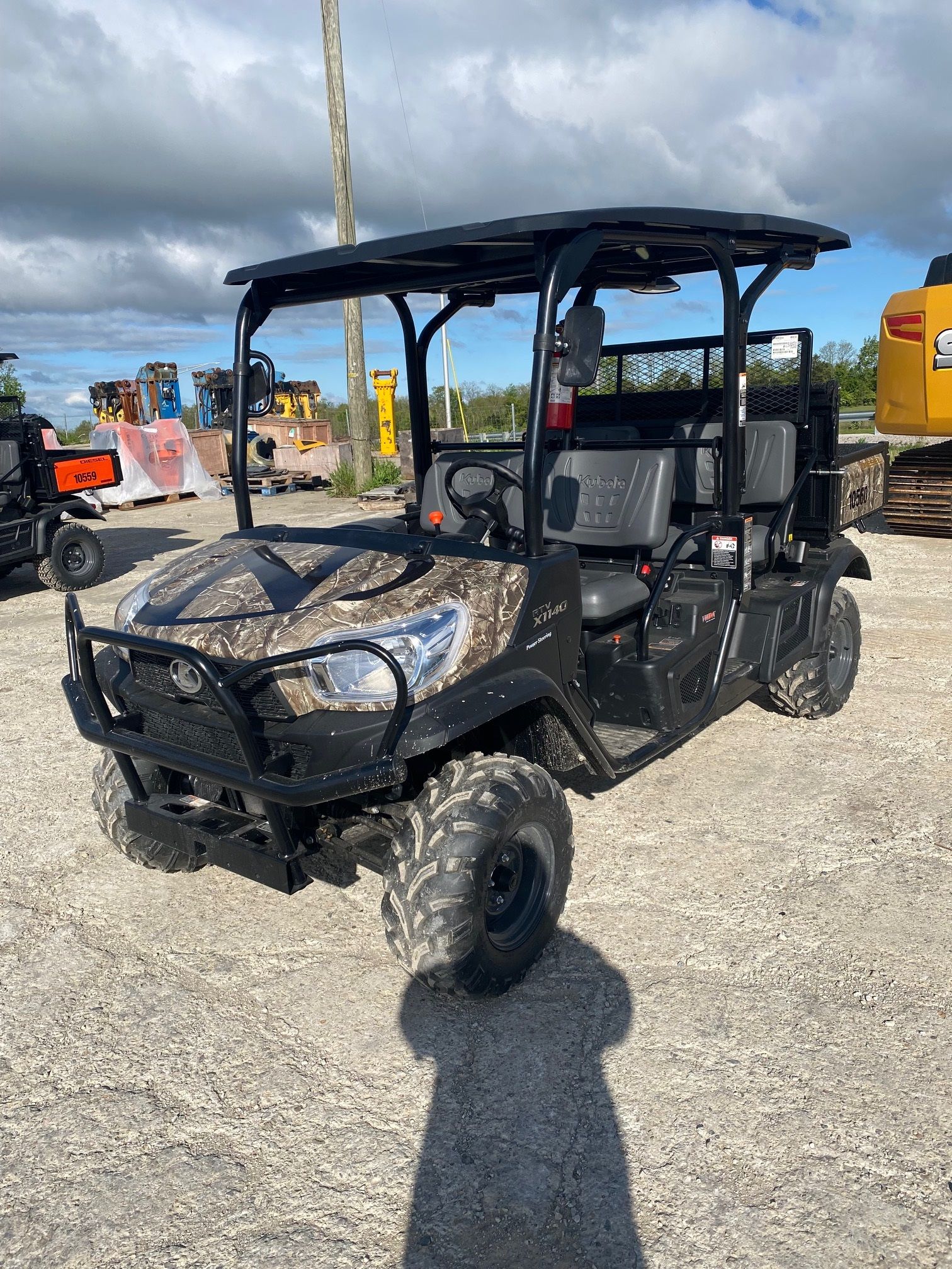 2023 KUBOTA RTV-X1140 Photo 1 Thumbnail