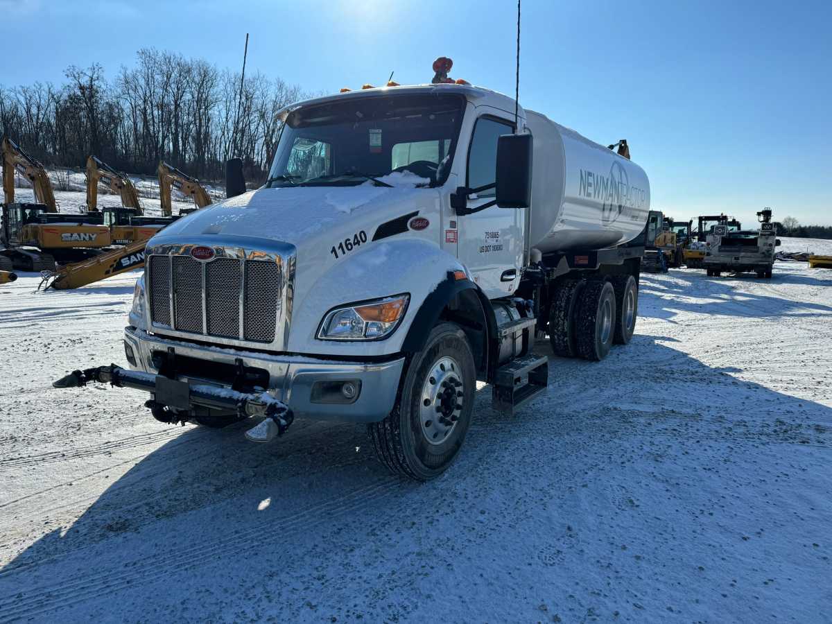 2024 PETERBILT 548 WATER Photo 1