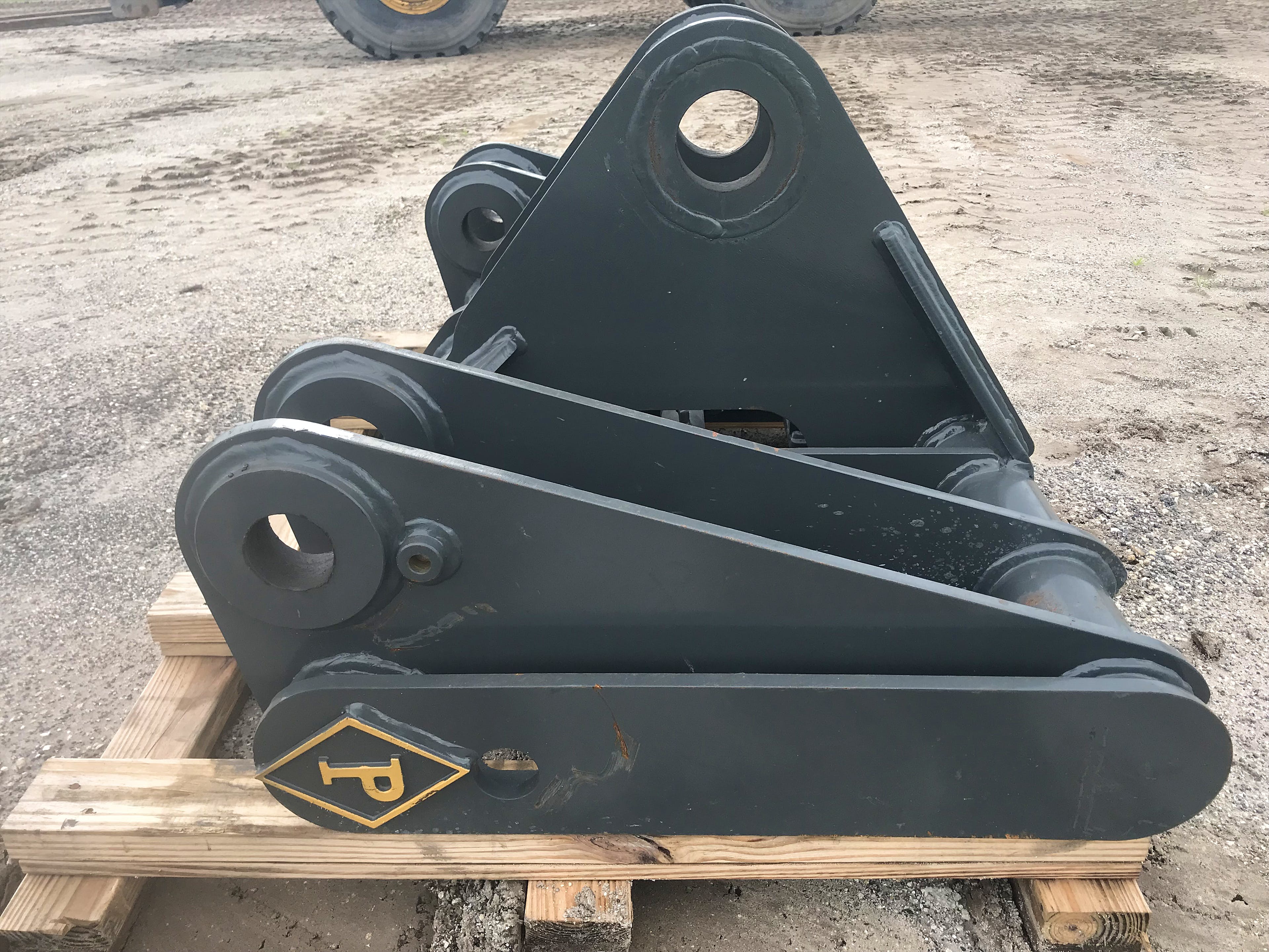 Q/C WITH MOUNTS FOR CAT 950H Photo 4 Thumbnail