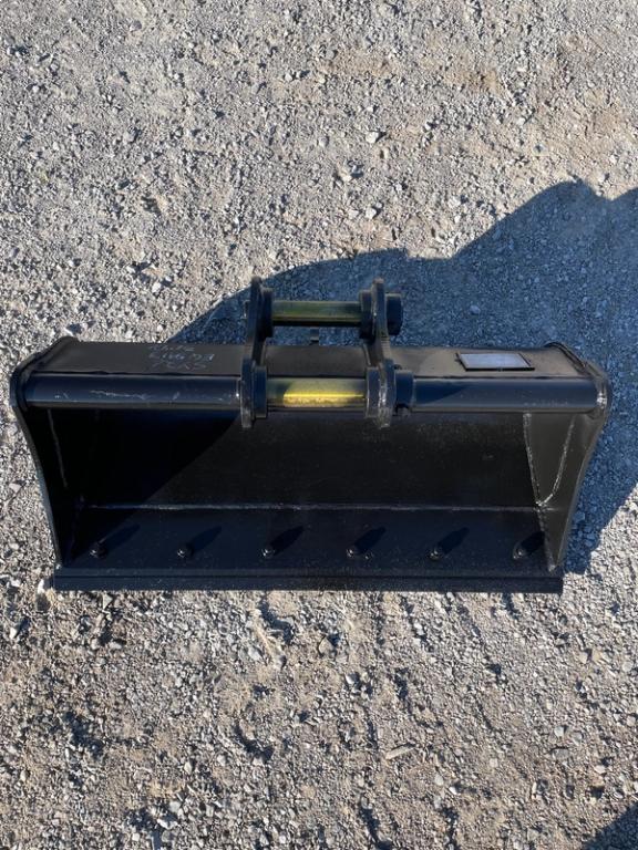 36" EXCAVATOR DITCH CLEANING BUCKET 40MM PIN Photo 4 Thumbnail