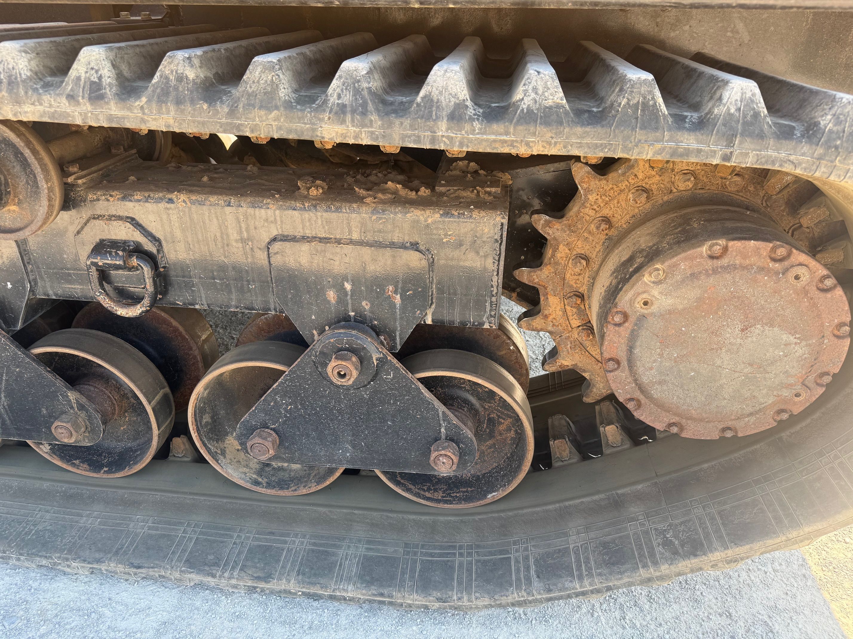 MOROOKA MST 1000VD CRAWLER CARRIER FLAT BED Photo 5 Thumbnail