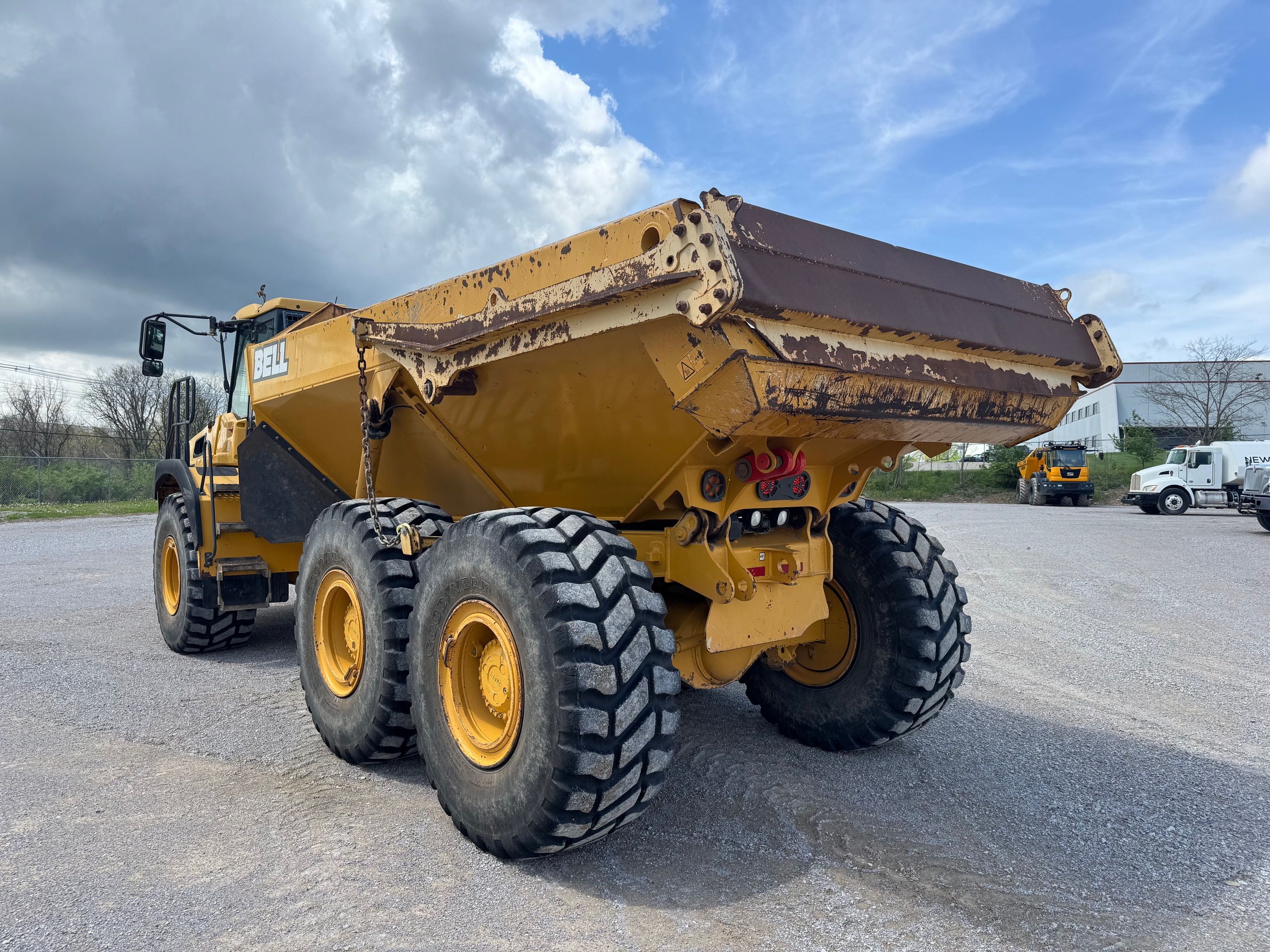 2019 BELL B25E Photo 2 Thumbnail