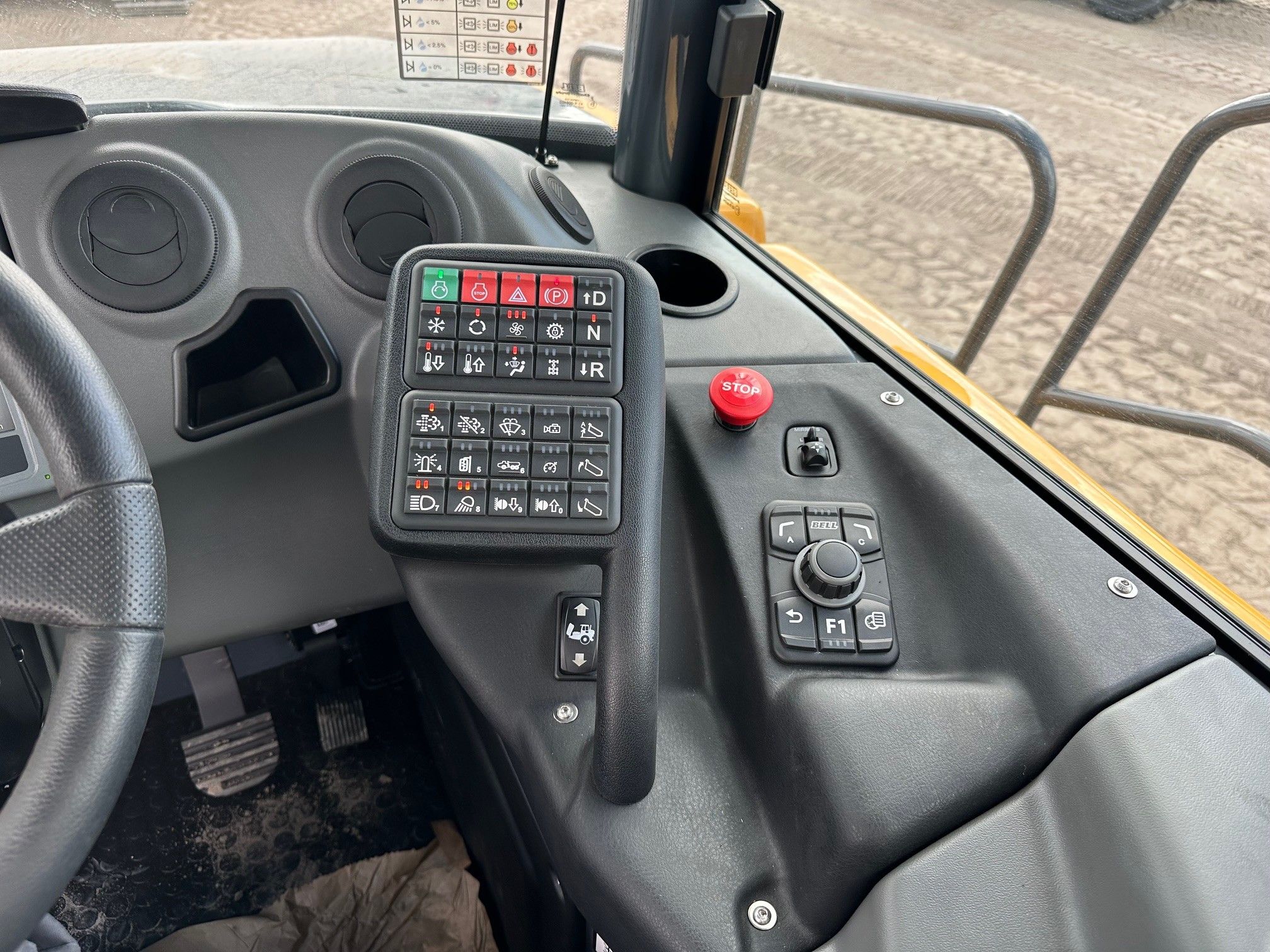 2025 BELL B45E Photo 9 Thumbnail