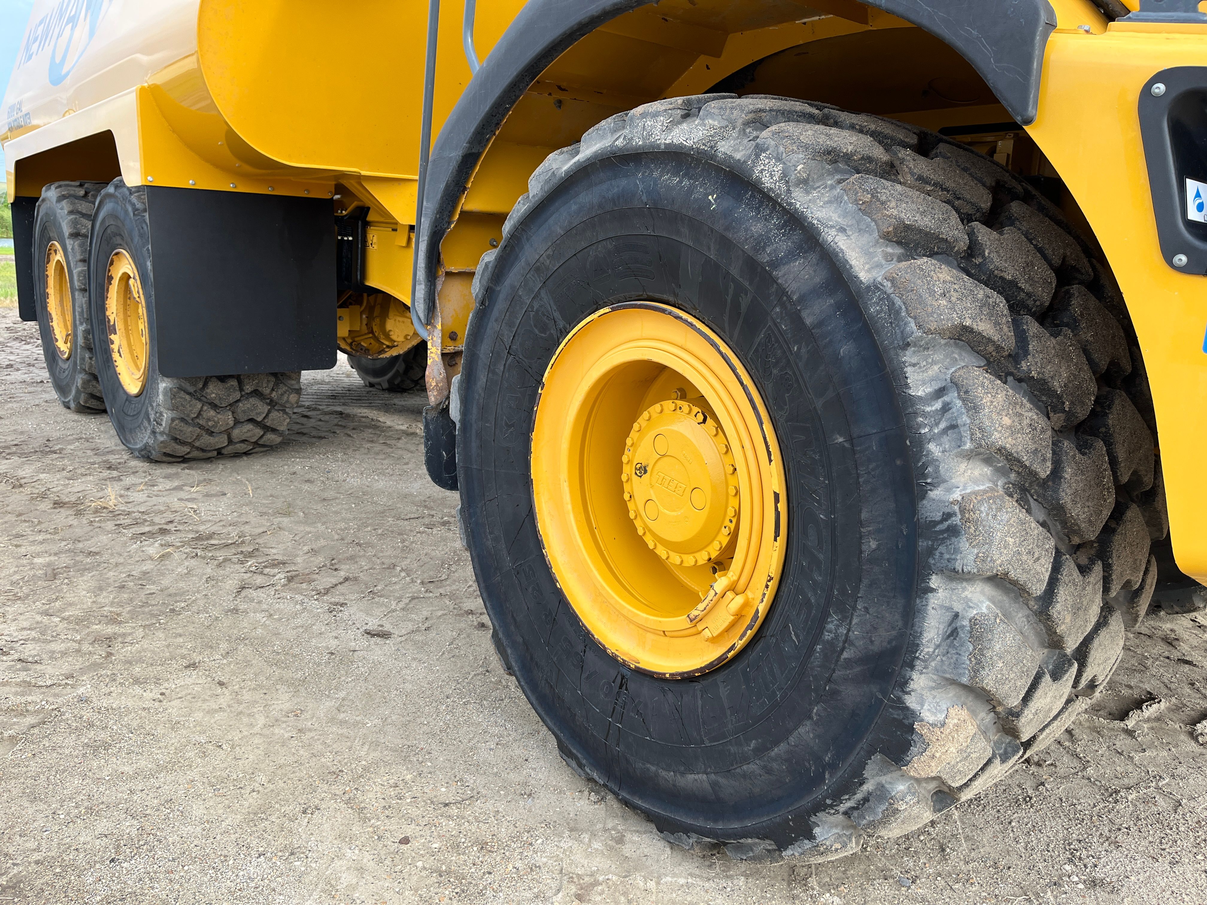 2020 BELL B30E Photo 16 Thumbnail