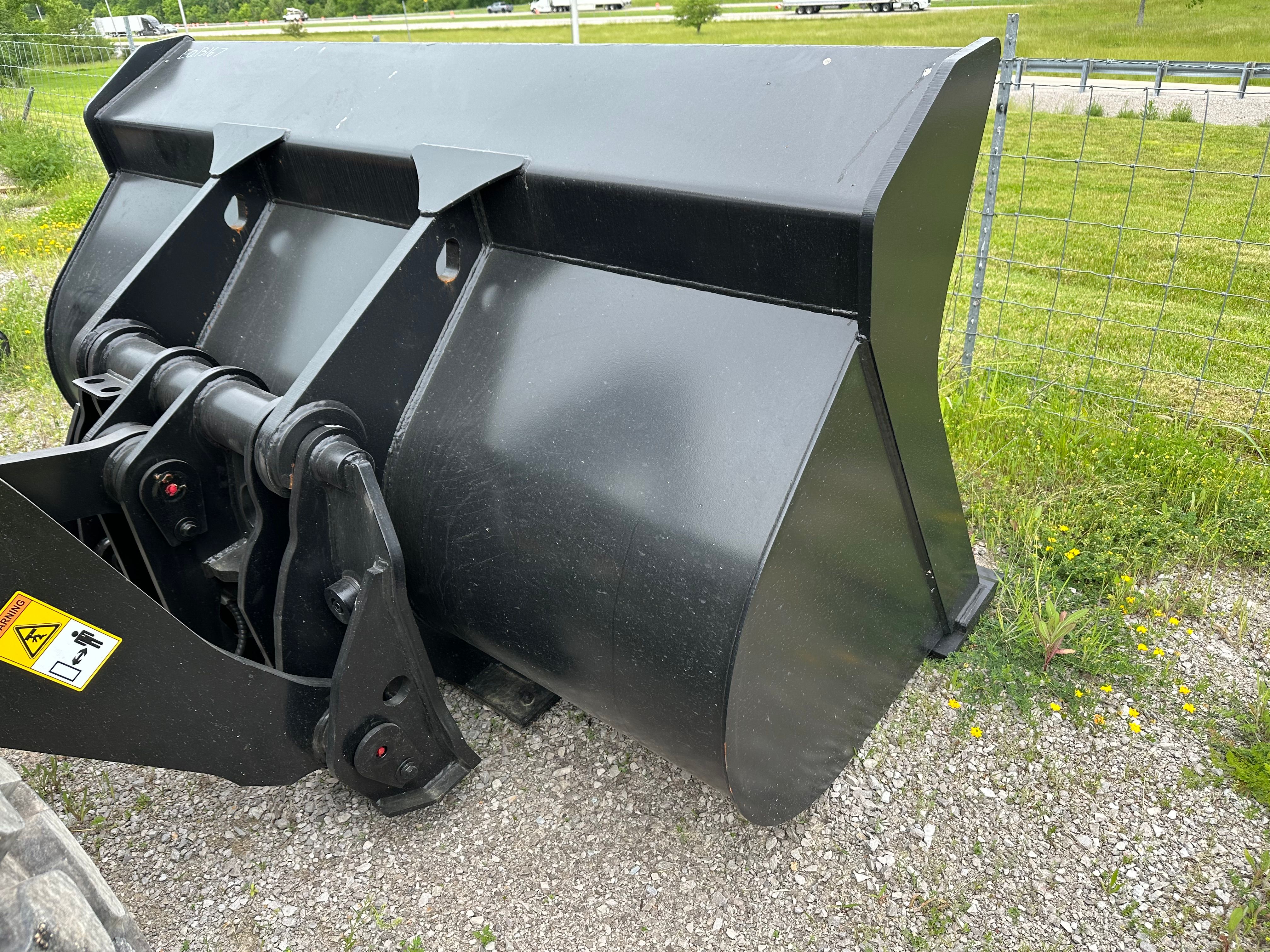 WHEEL LOADER BUCKET FOR SW305K Photo 2 Thumbnail